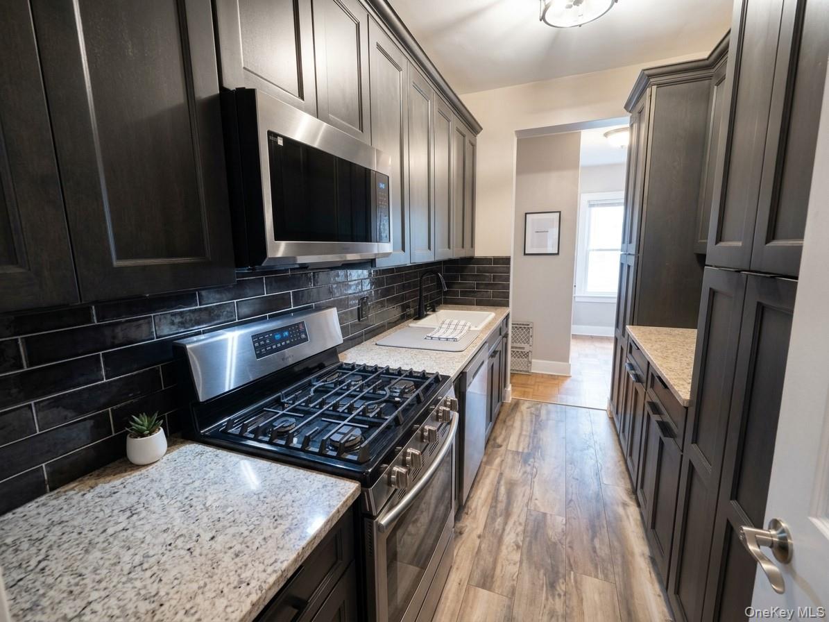 2390 Palisade Avenue, Unit 1A photo 7