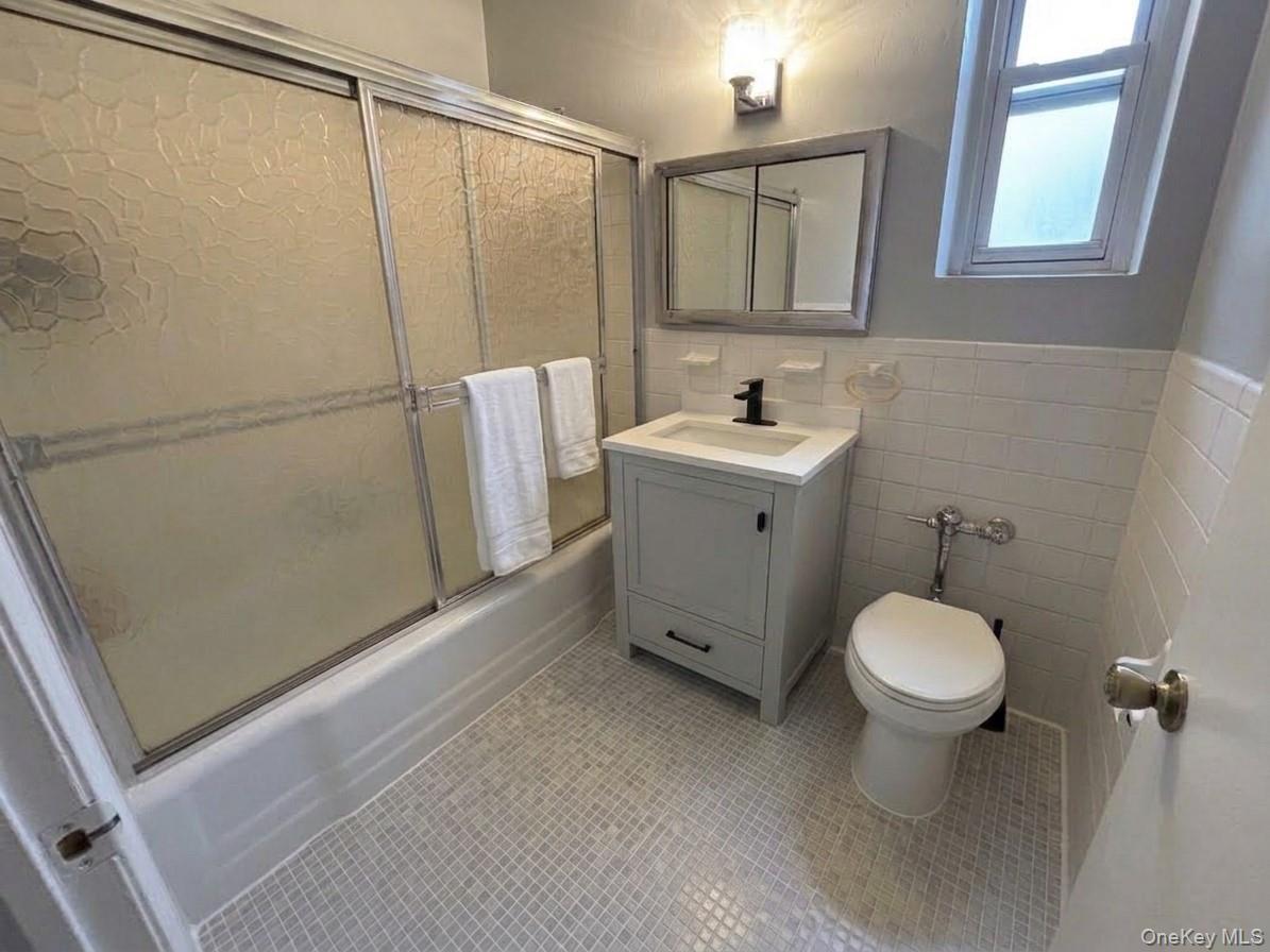 2390 Palisade Avenue, Unit 1A photo 13