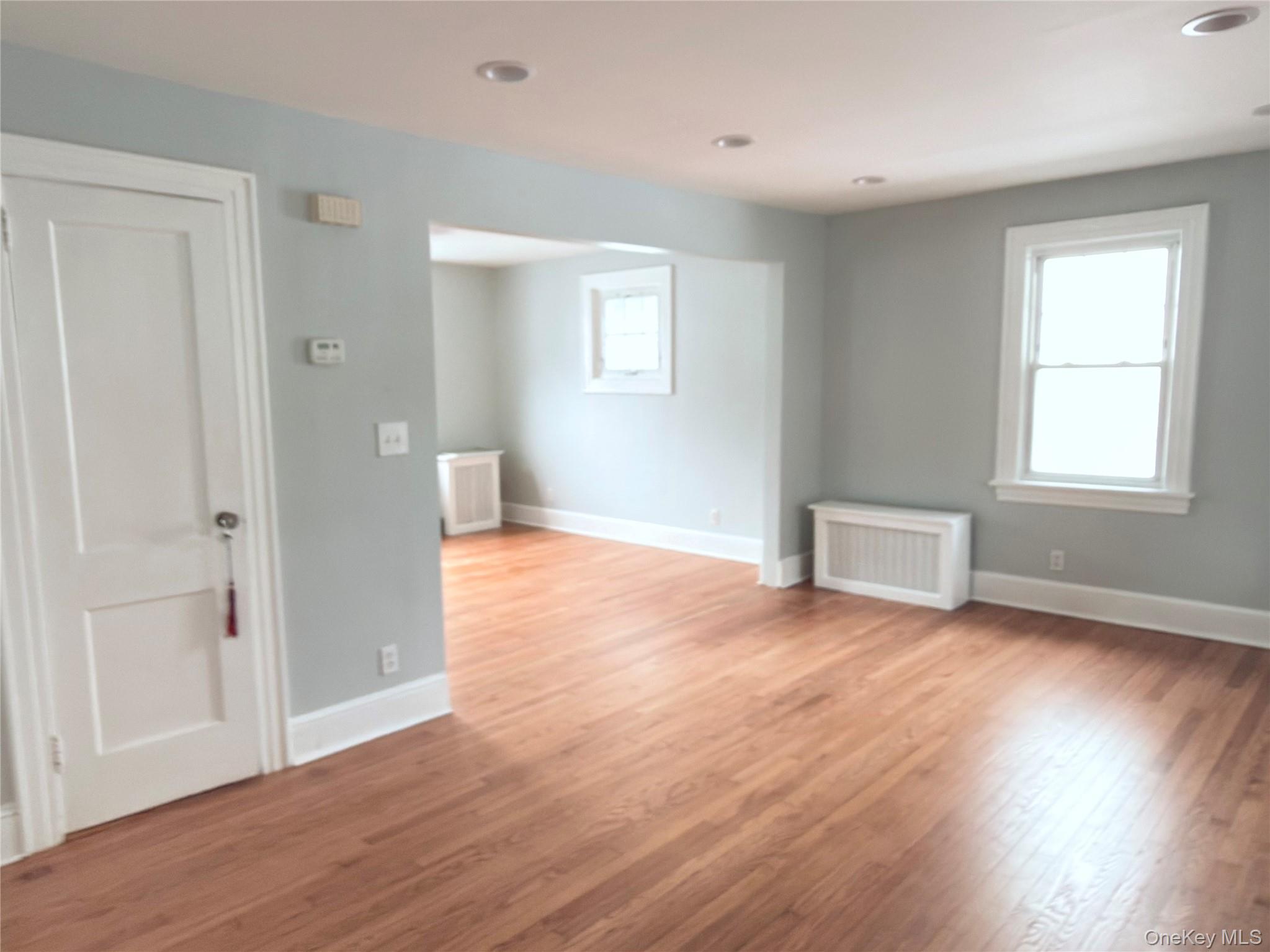 711 Hall Street – For Sale photo 8