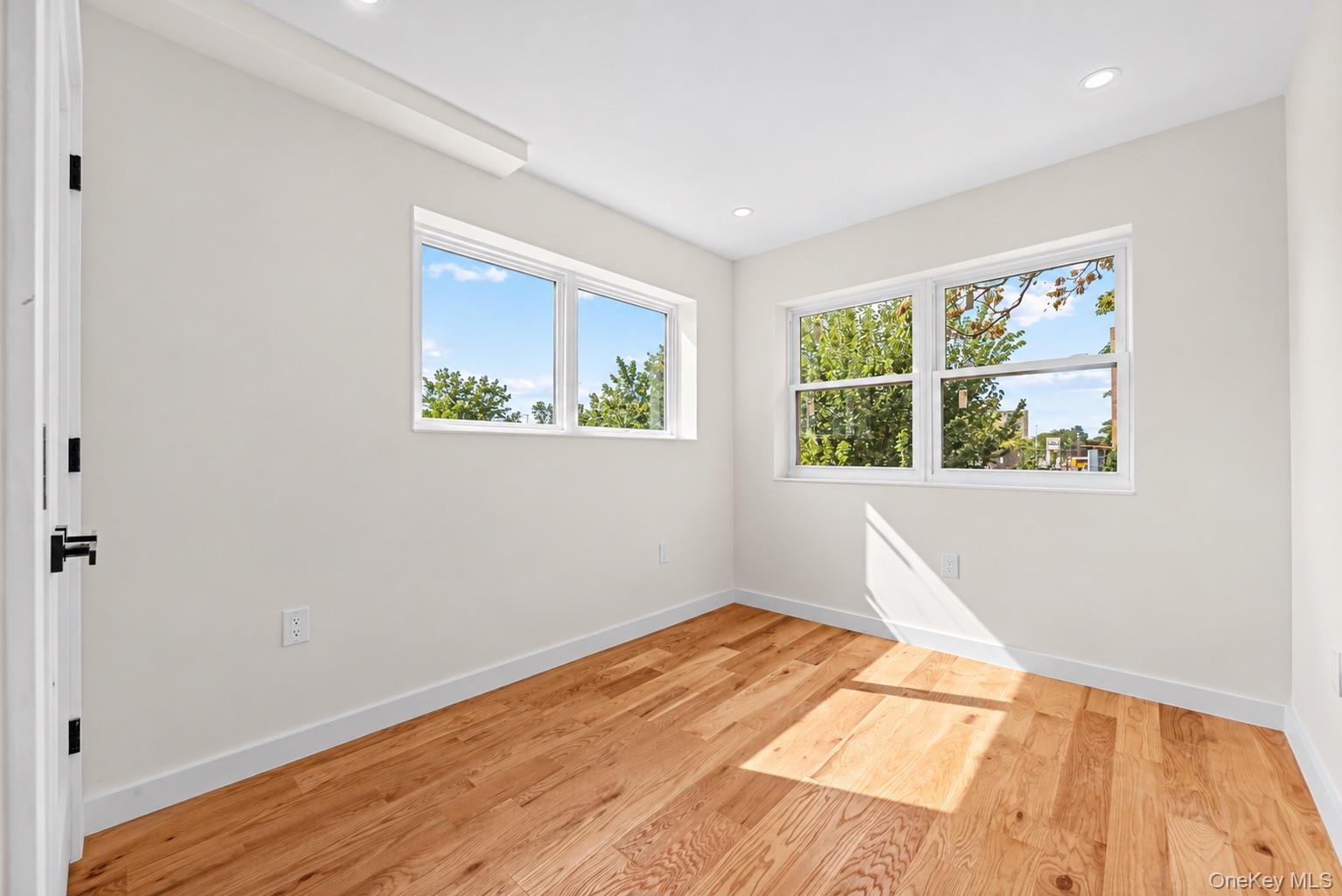 666 Osborn Street – For Sale photo 13