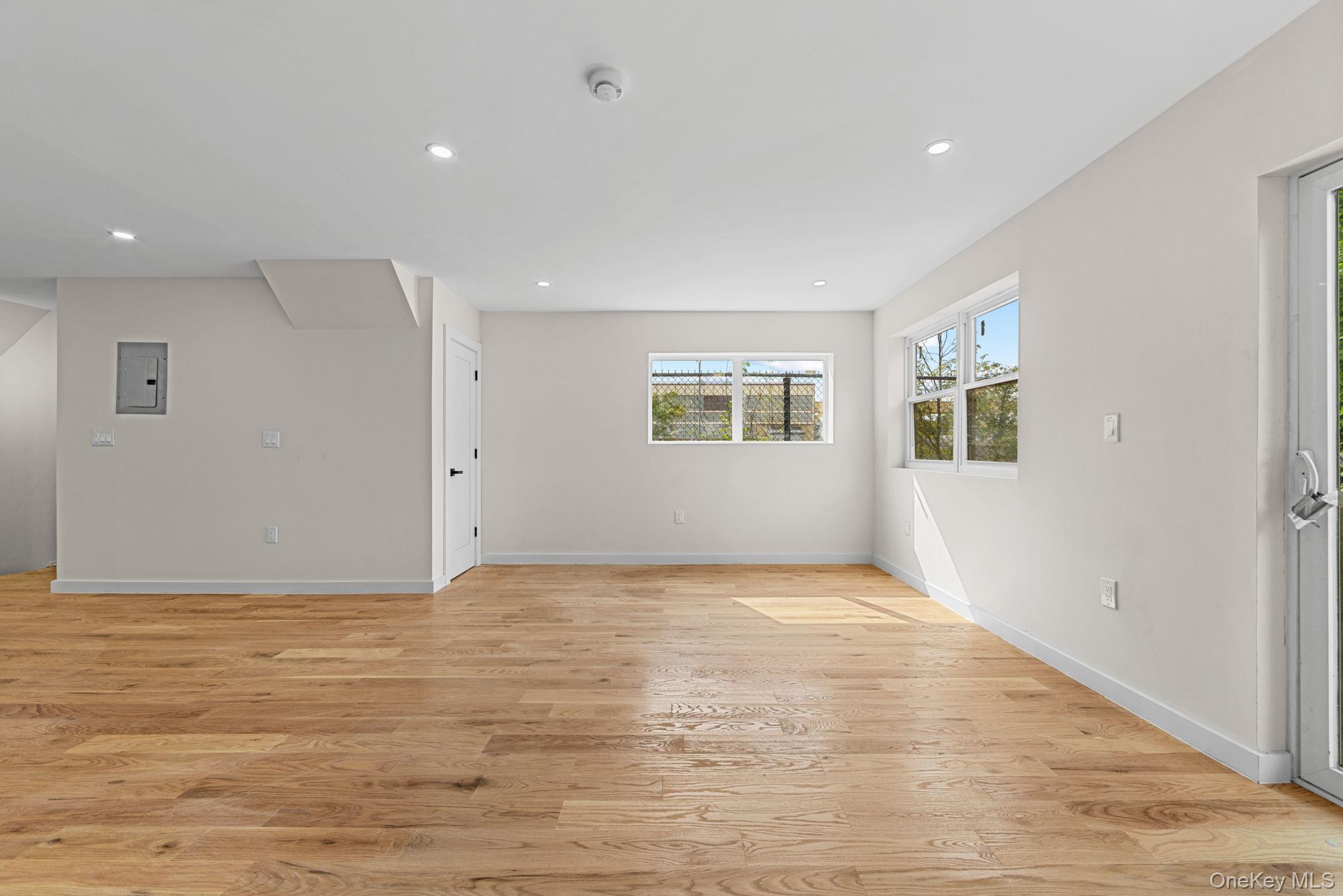 666 Osborn Street – For Sale photo 7