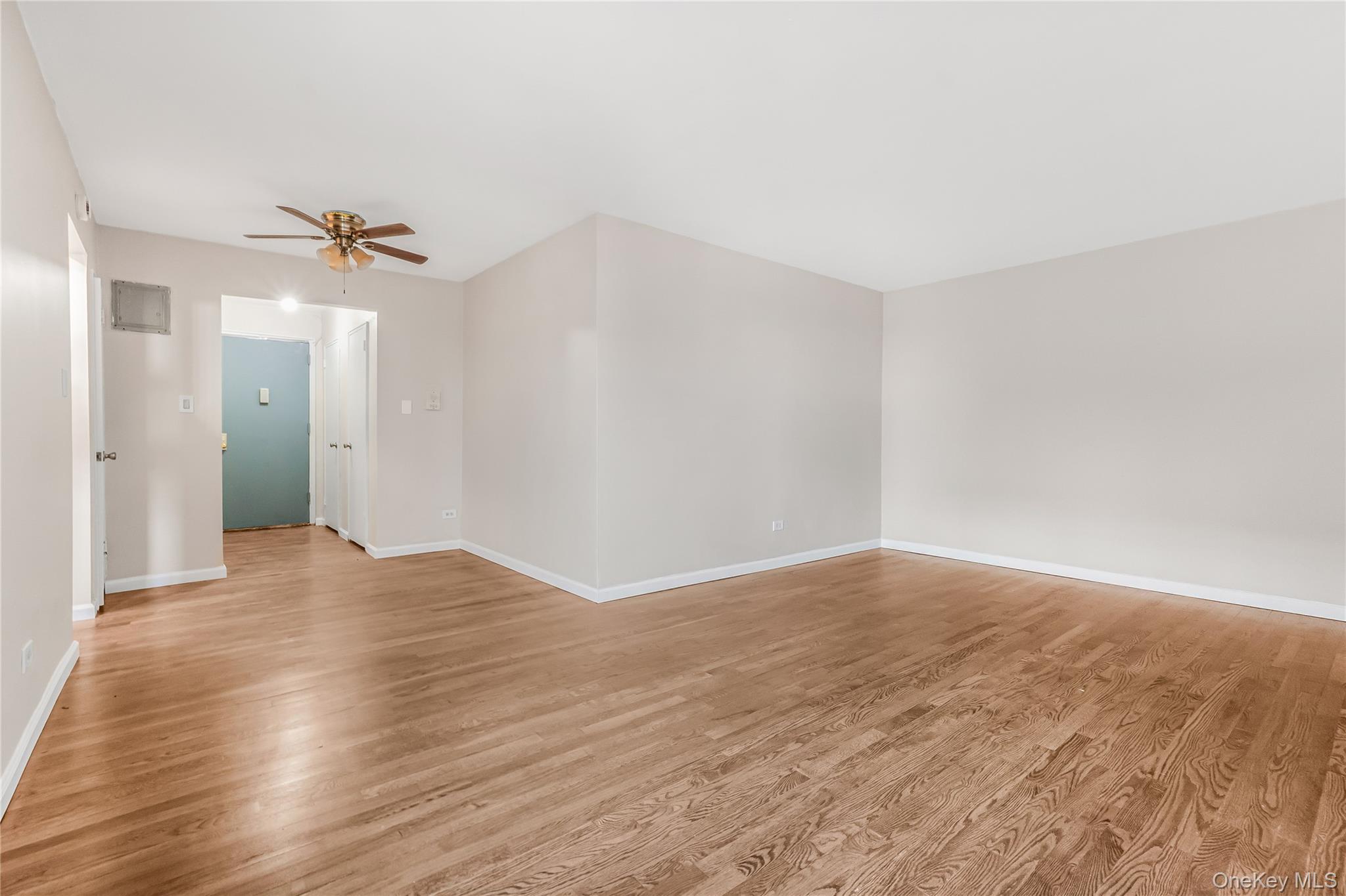 84-50 169th Street, Unit 418 photo 9