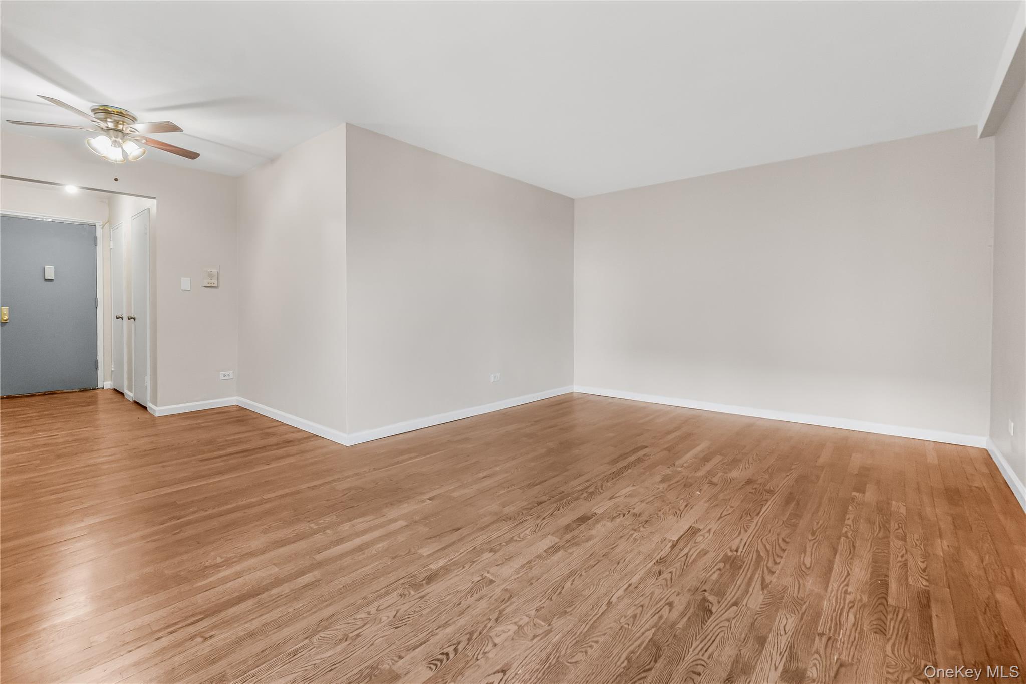 84-50 169th Street, Unit 418 photo 6