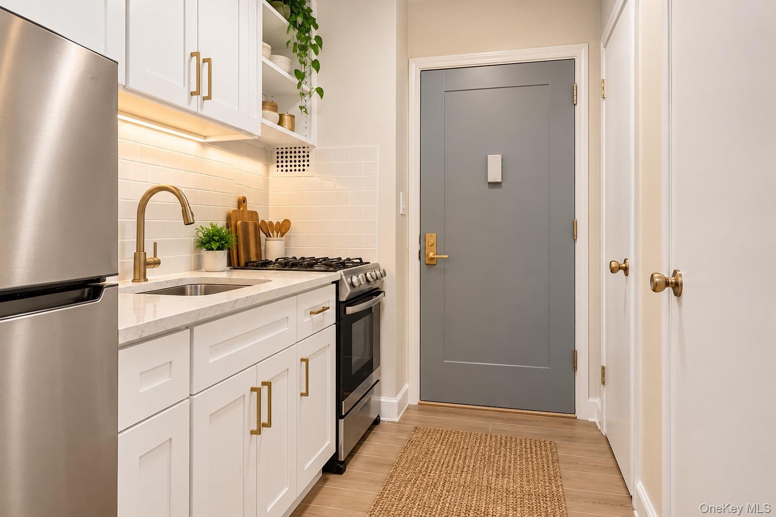 84-50 169th Street, Unit 418 photo 2