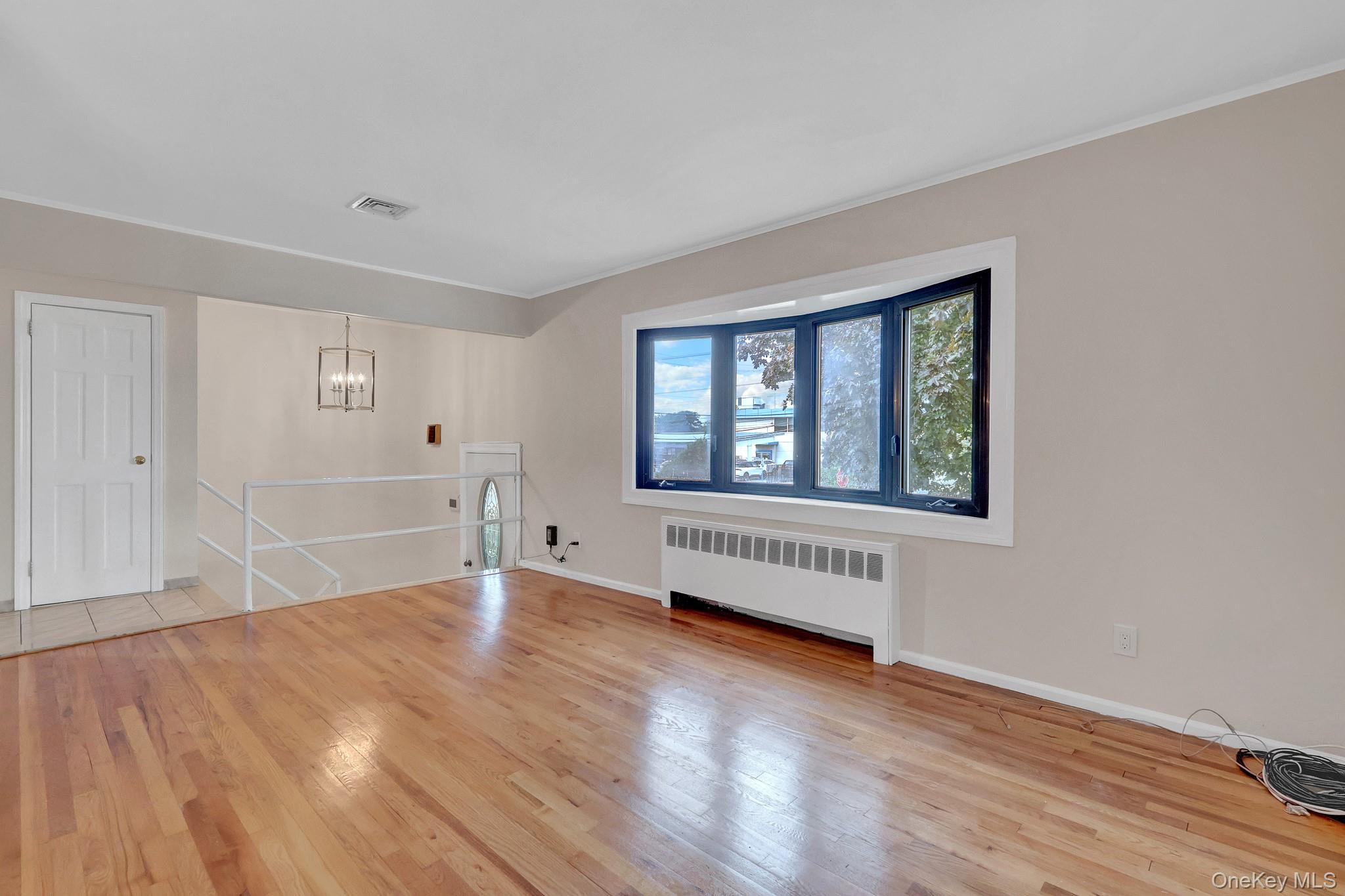 3273 5th Street – For Sale photo 8