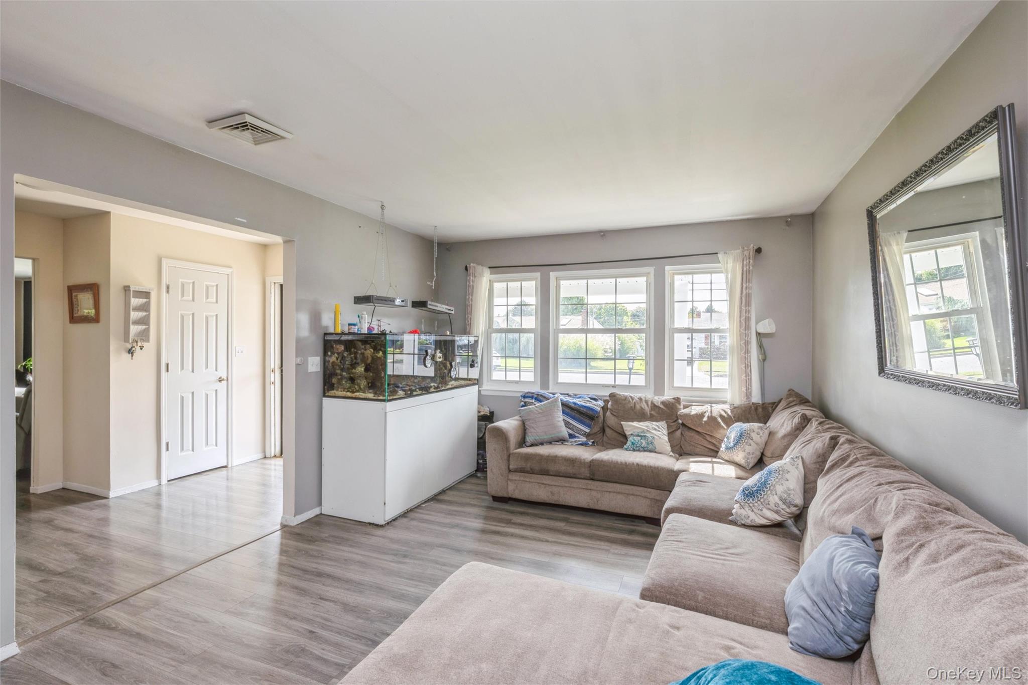 35 Norman Drive – For Sale photo 3