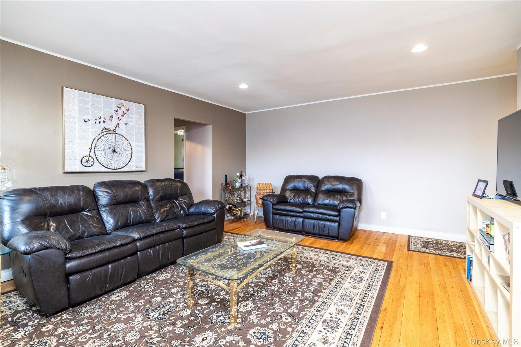 1 Jefferson Avenue, Unit H8 photo 3