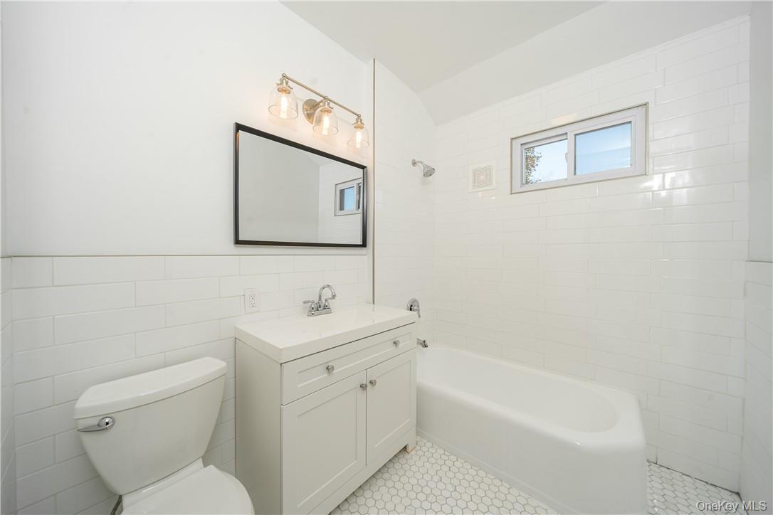 71 Rossmore Avenue – For Rent photo 16