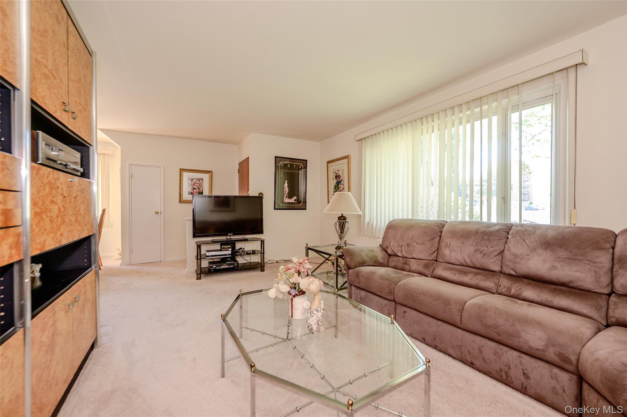 18-11 212 Street, Unit 101 photo 4