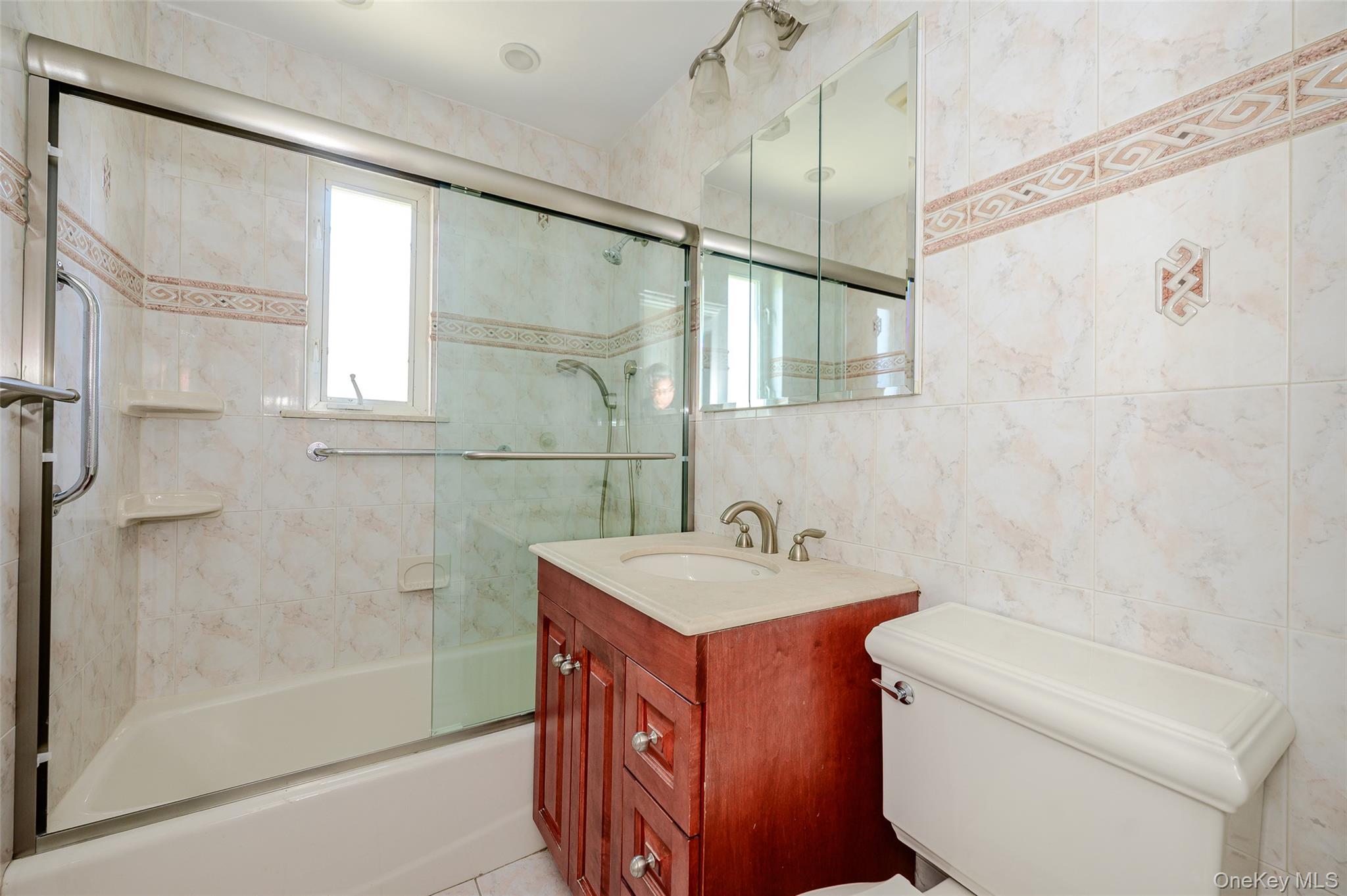18-11 212 Street, Unit 101 photo 13