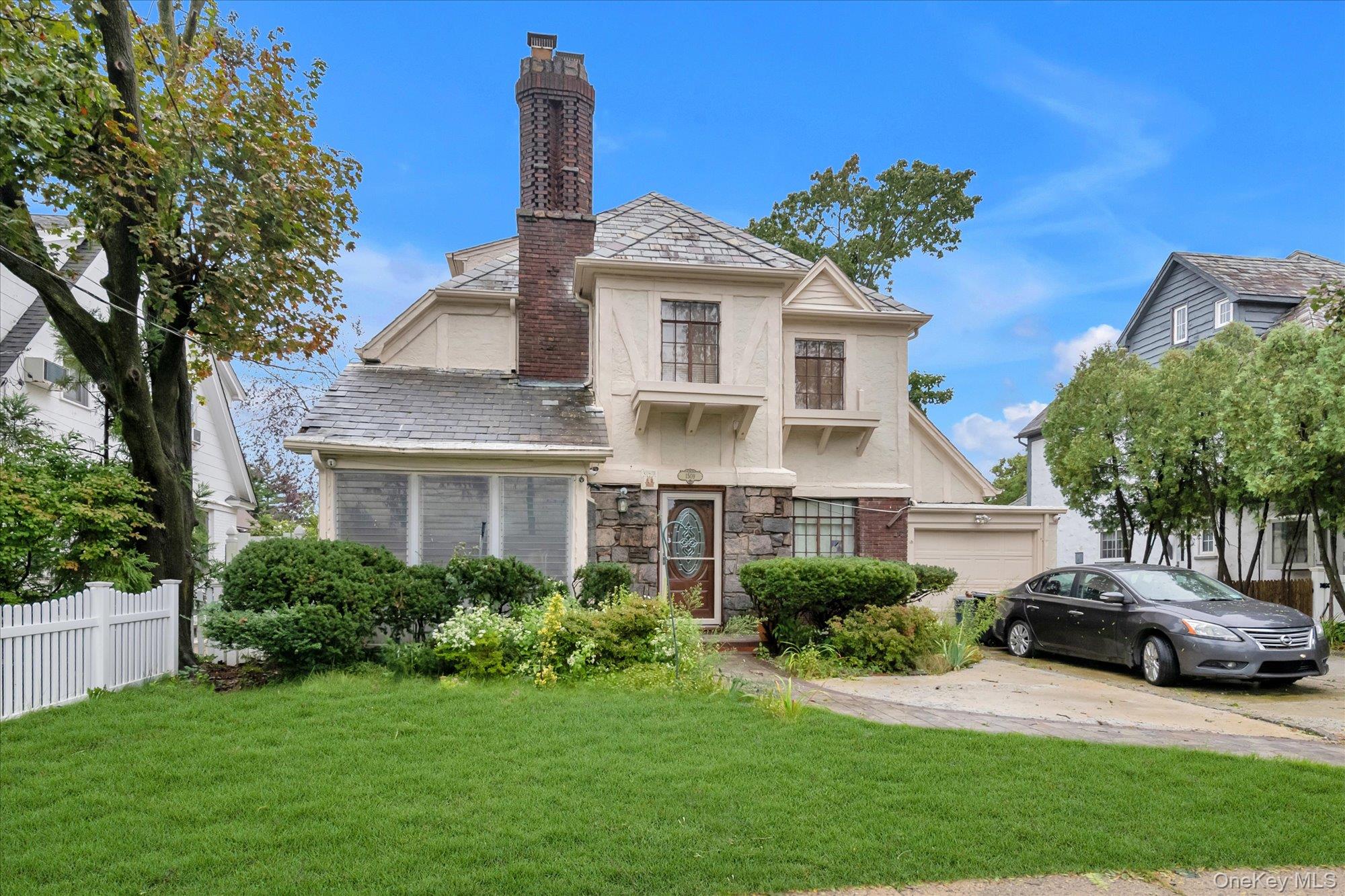 1509 Hewlett Avenue – For Sale