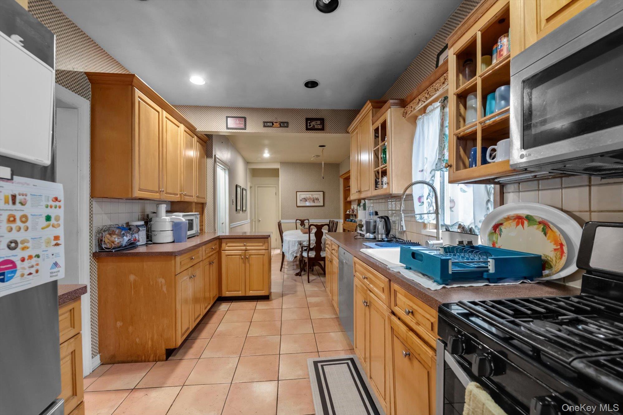 1509 Hewlett Avenue – For Sale photo 7