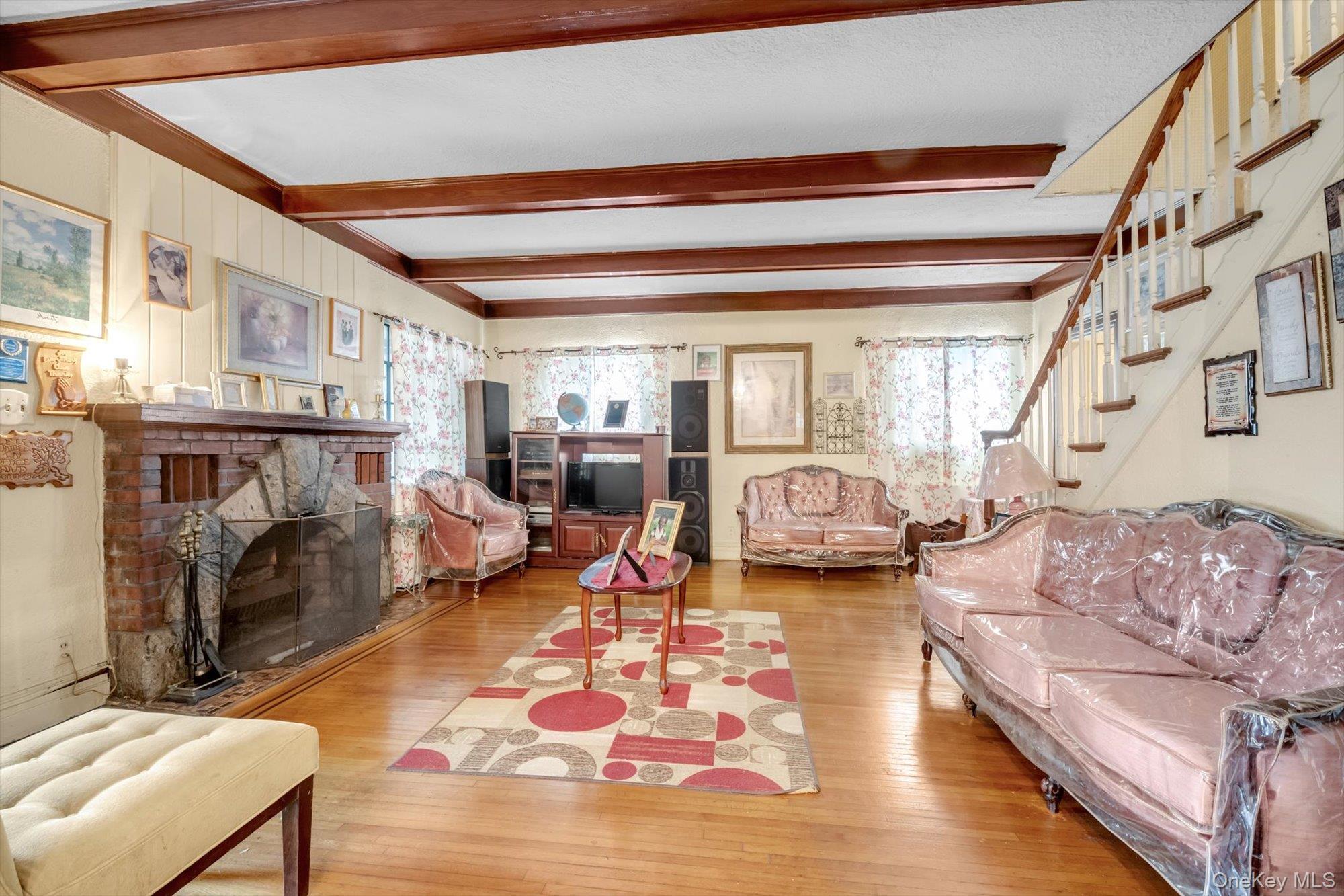 1509 Hewlett Avenue – For Sale photo 2