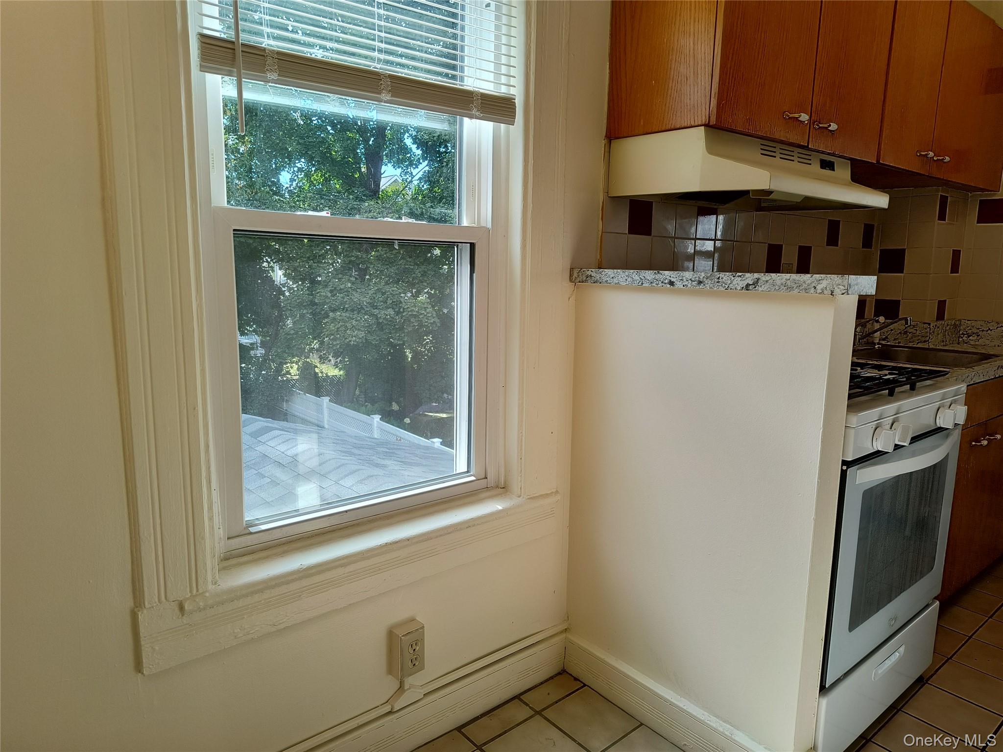 56 Kent Street, Unit 2 photo 8