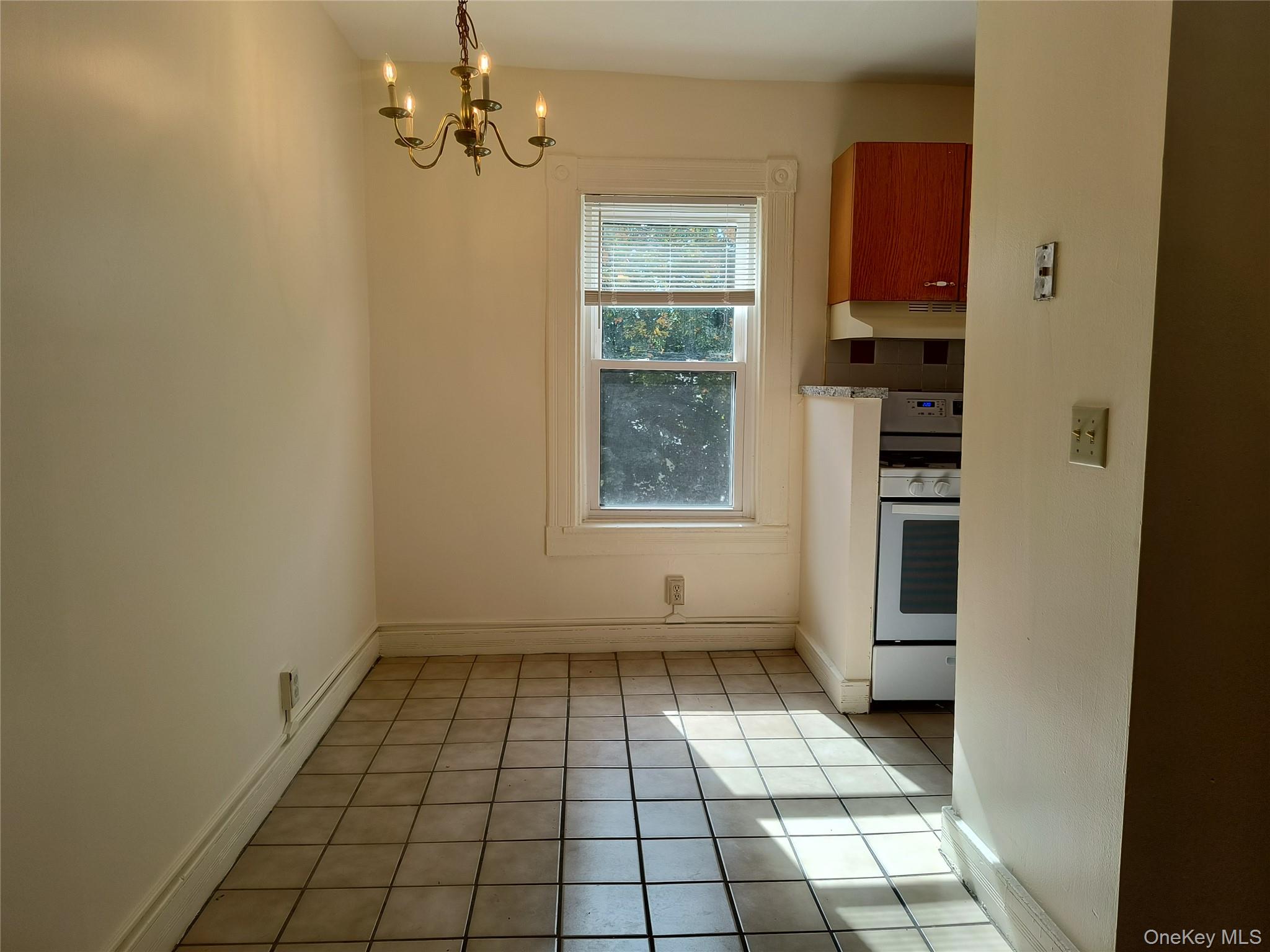 56 Kent Street, Unit 2 photo 3