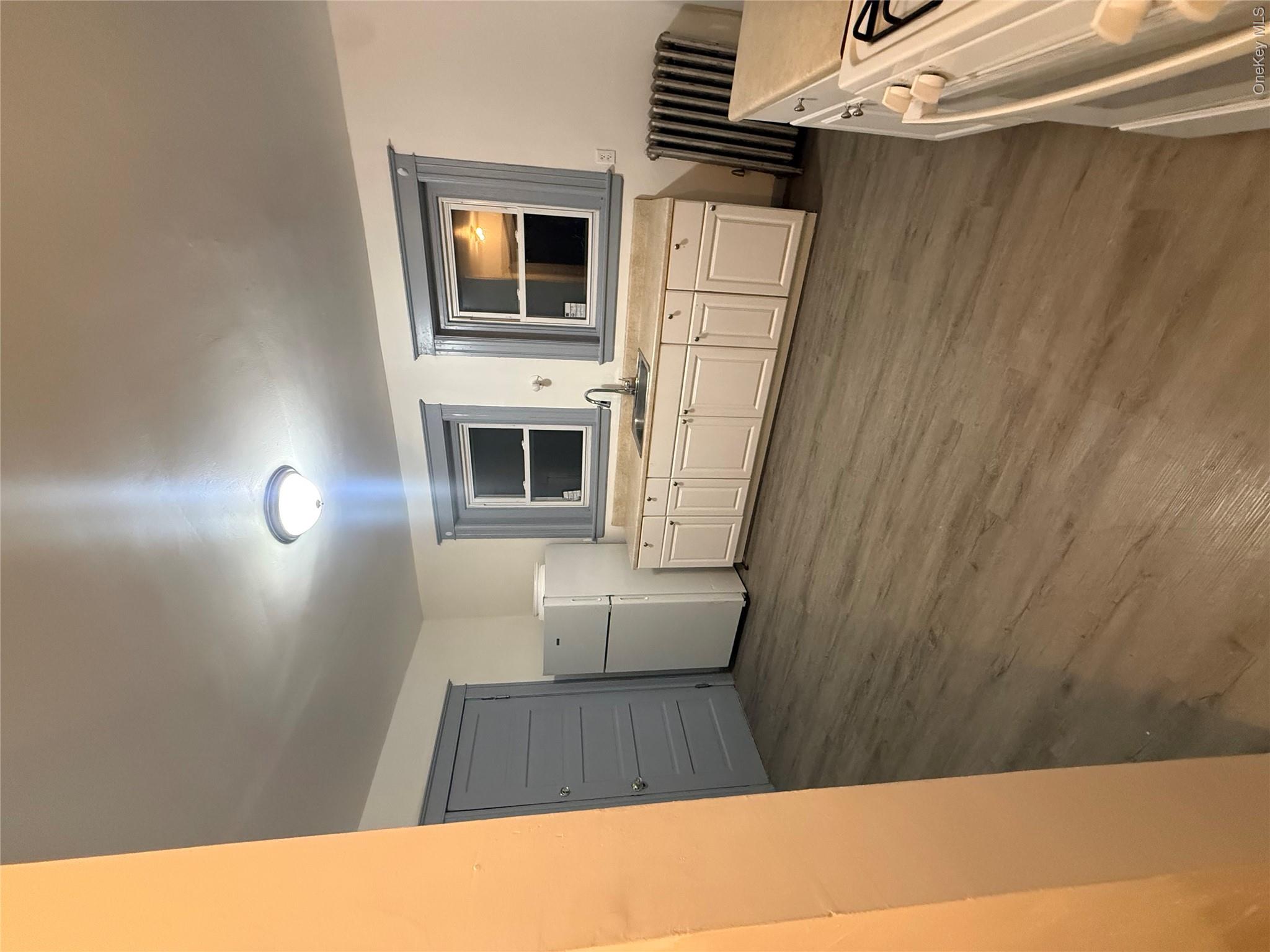 76 S Hamilton Street, Unit 4 photo 8