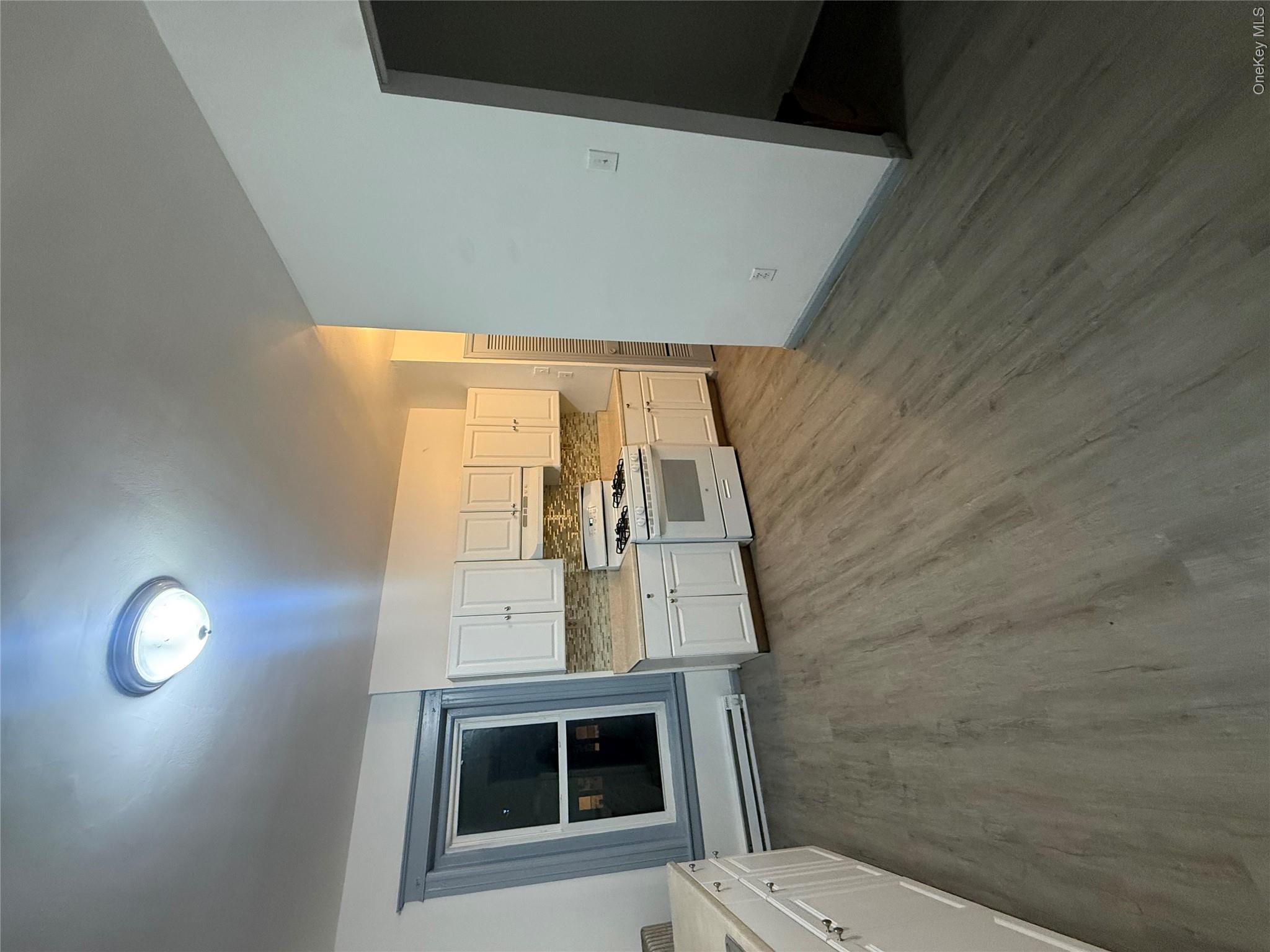 76 S Hamilton Street, Unit 4 photo 9