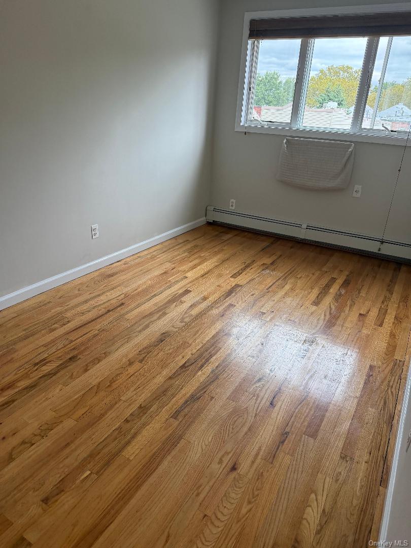 7862 79th Place – For Rent photo 3