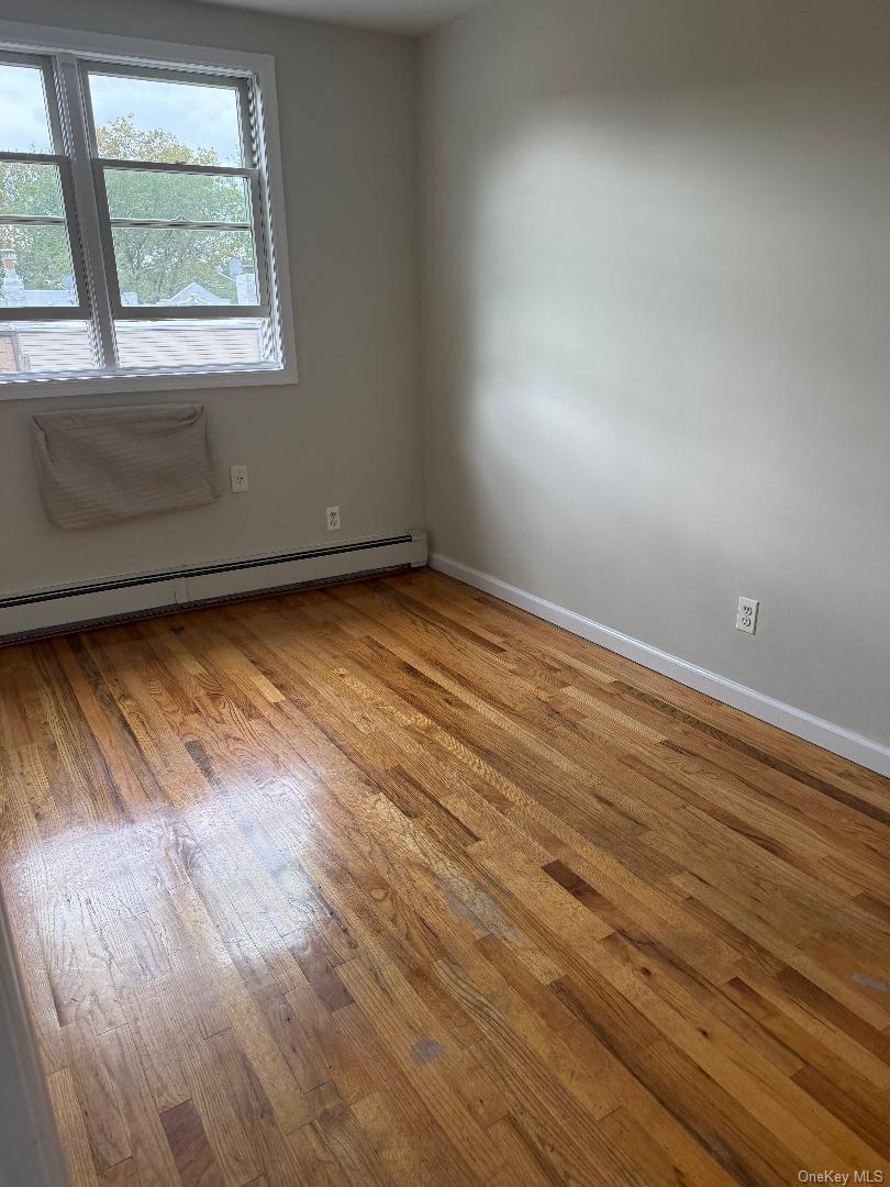 7862 79th Place – For Rent photo 8