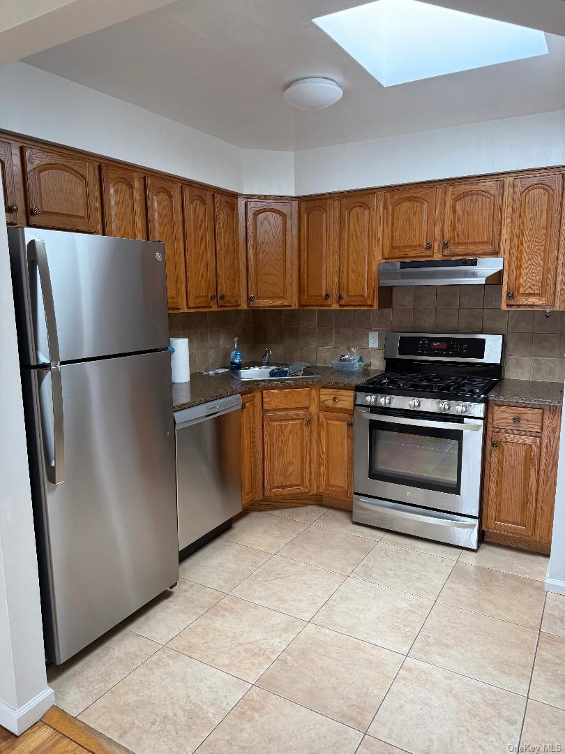 7862 79th Place – For Rent