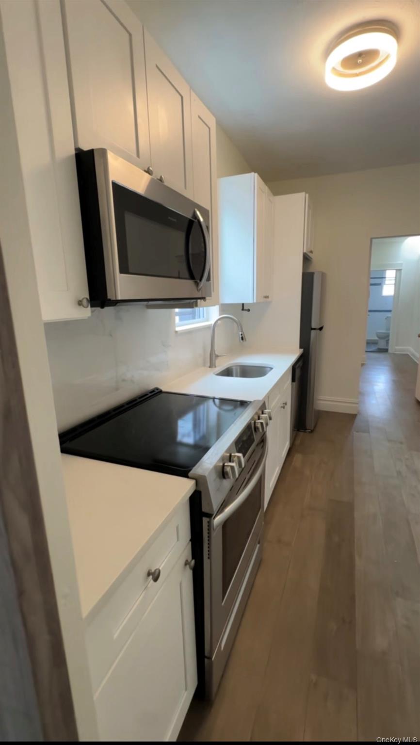 6819 62nd Street, Unit 2L photo 3