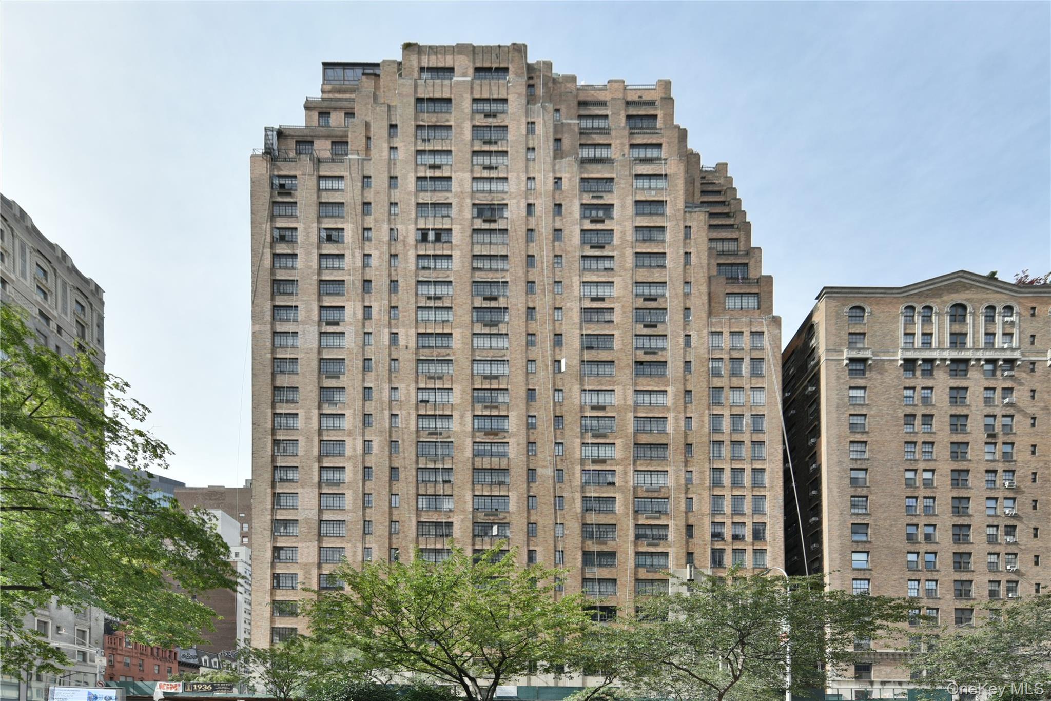 10 Park Avenue, Unit 4B photo 16