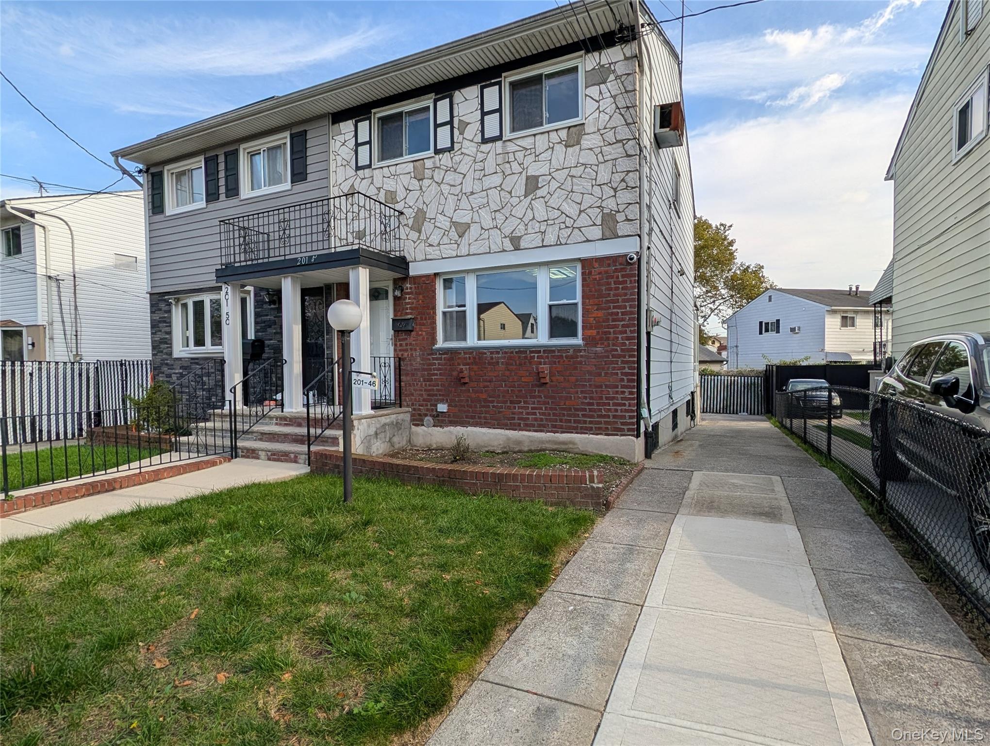 201-46 120 Avenue – For Sale photo 2