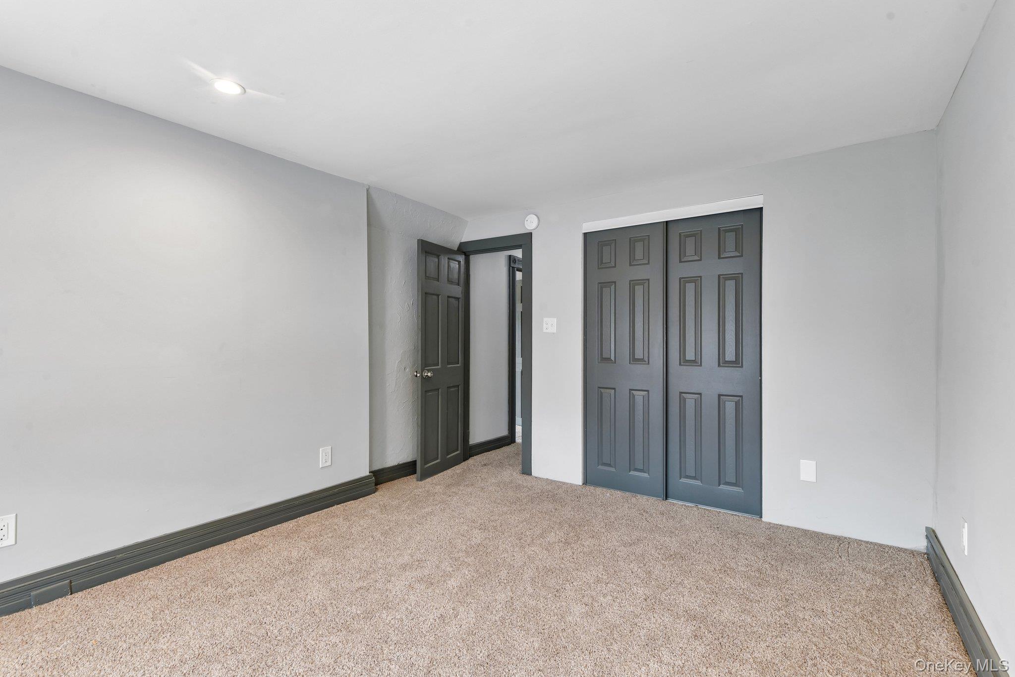 195 River Avenue – For Sale photo 18