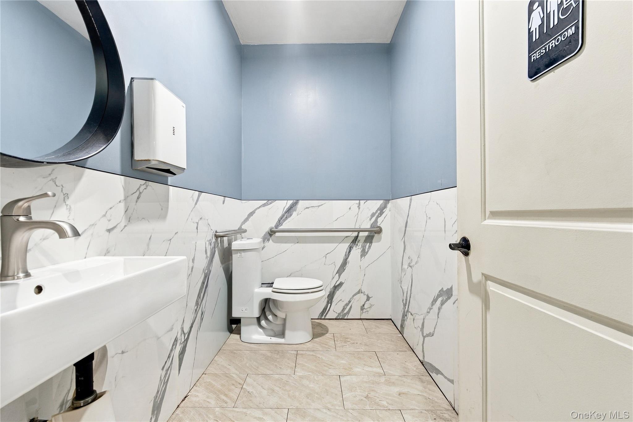 1962 Coney Island Avenue – For Sale photo 17