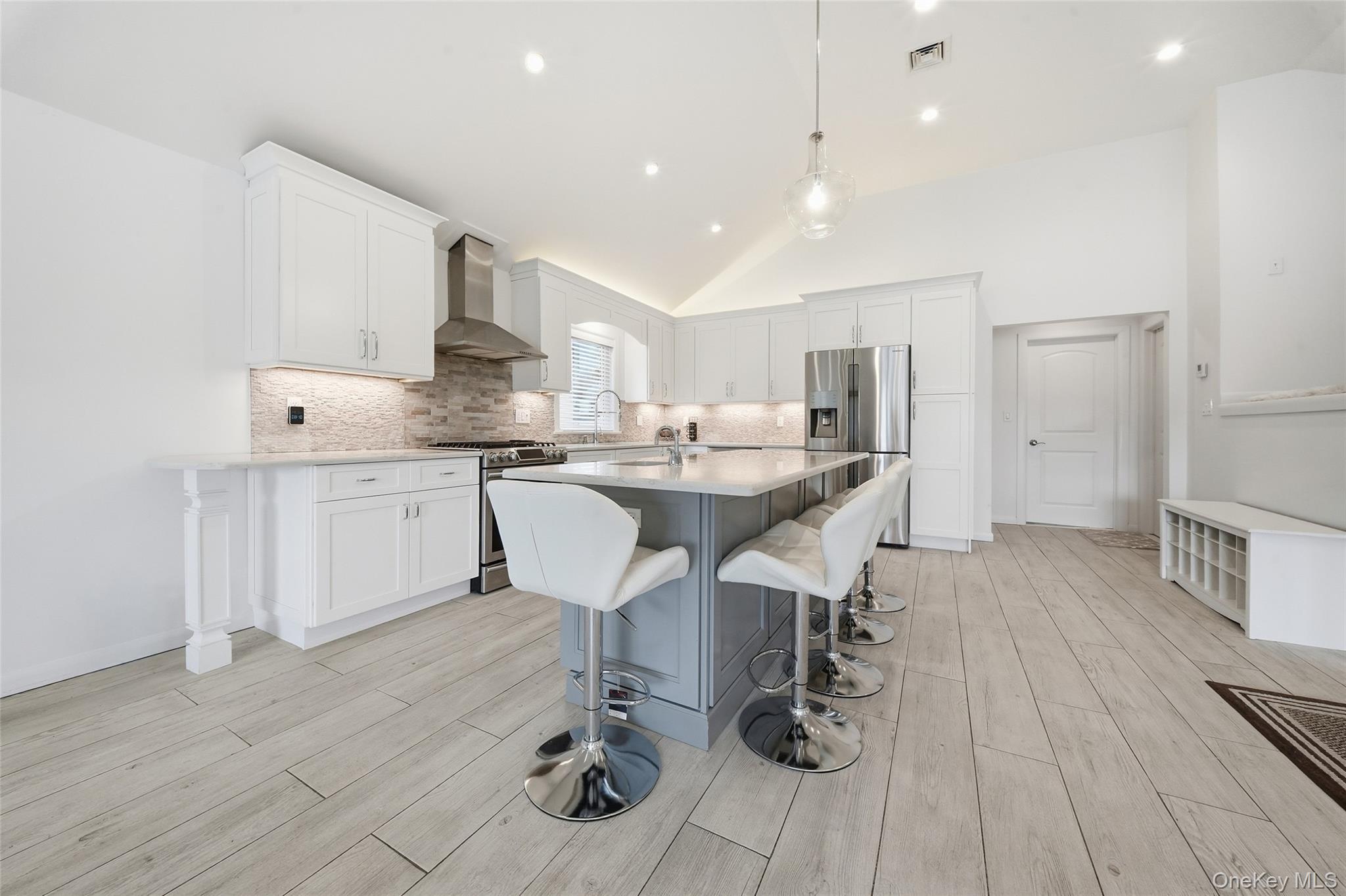 61 1st Avenue – For Sale photo 7