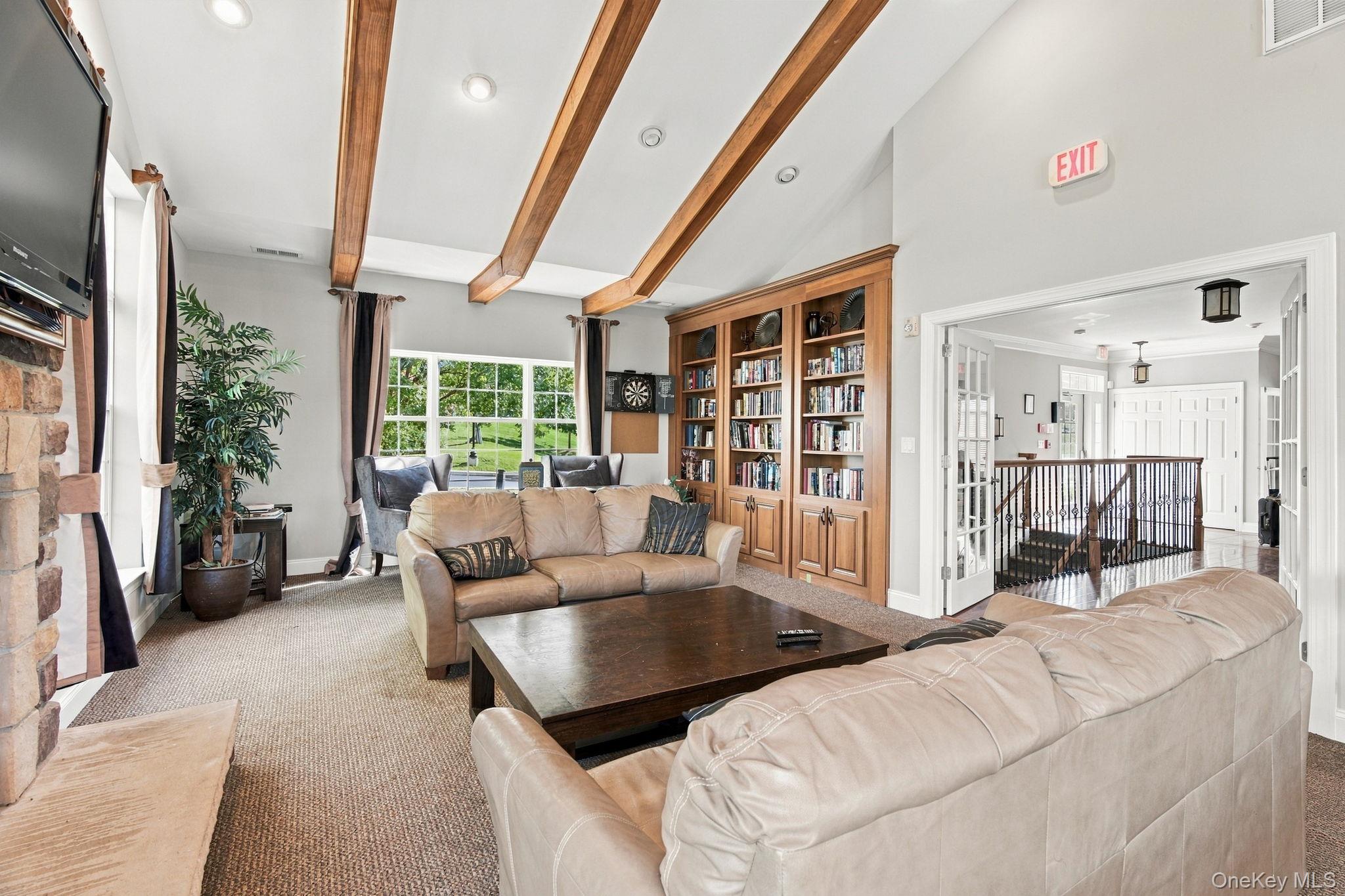 917 Saratoga Lane – For Sale photo 28