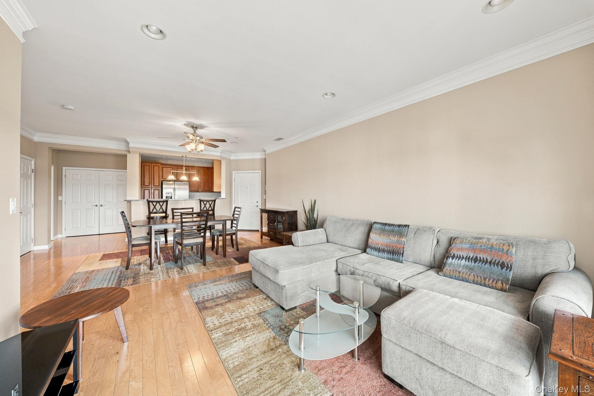 917 Saratoga Lane – For Sale photo 11