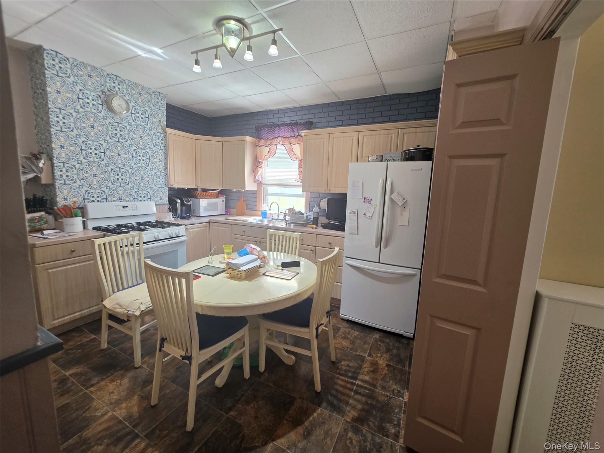 51 Tower Place, Unit 2 photo 9