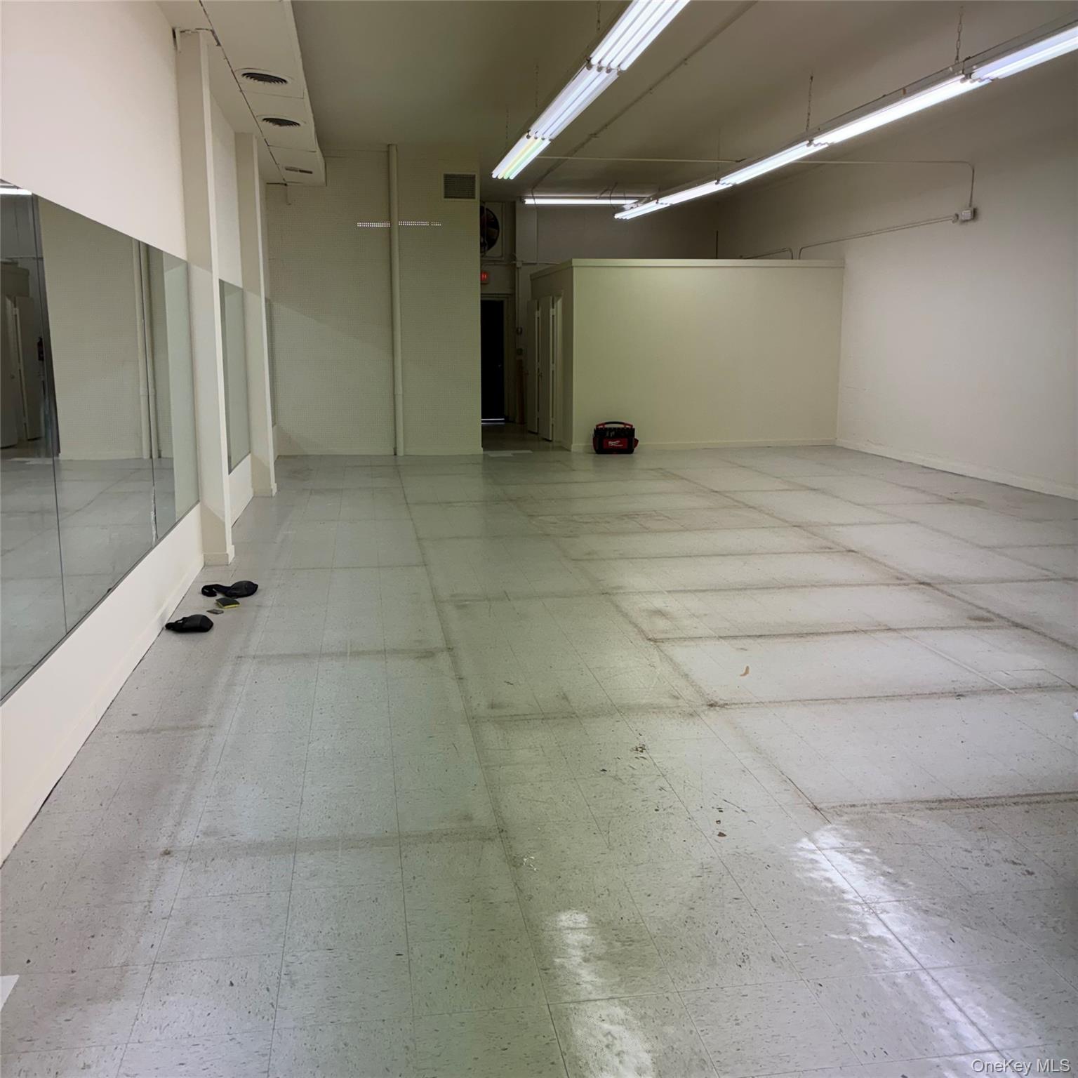 14 A Lafayette Avenue – For Rent photo 4