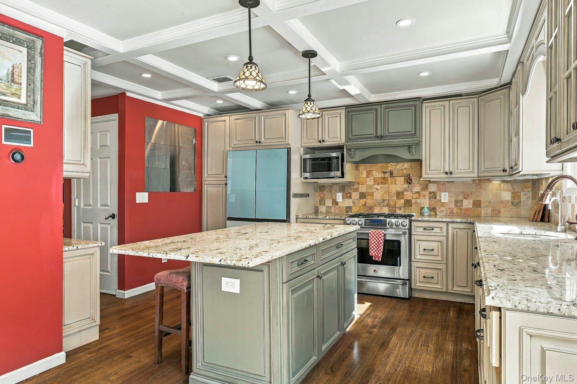 24 Avenue B – For Sale photo 18