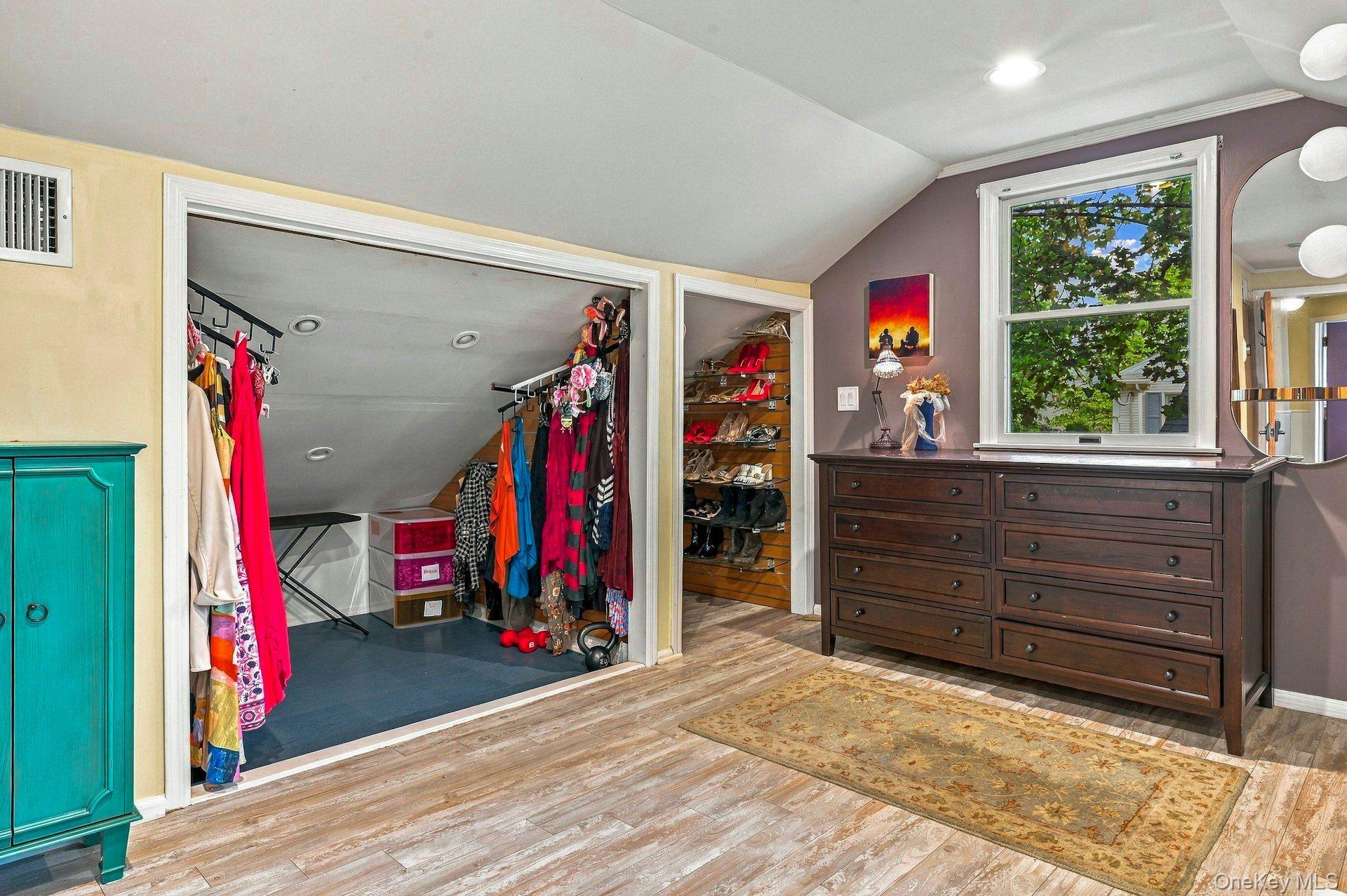 24 Avenue B – For Sale photo 27