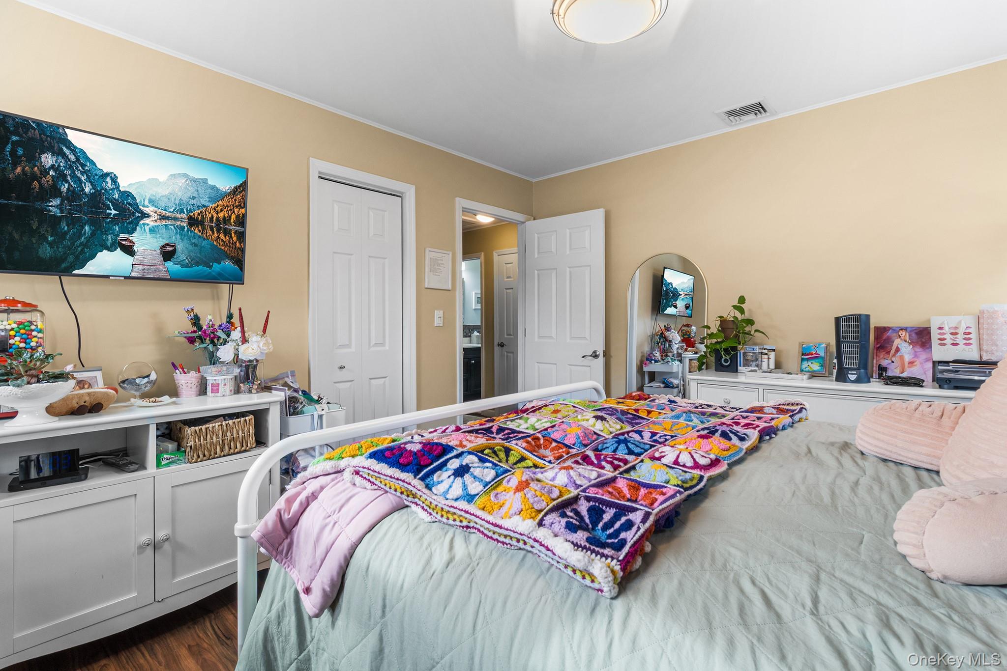 142 Montgomery Avenue – For Sale photo 19