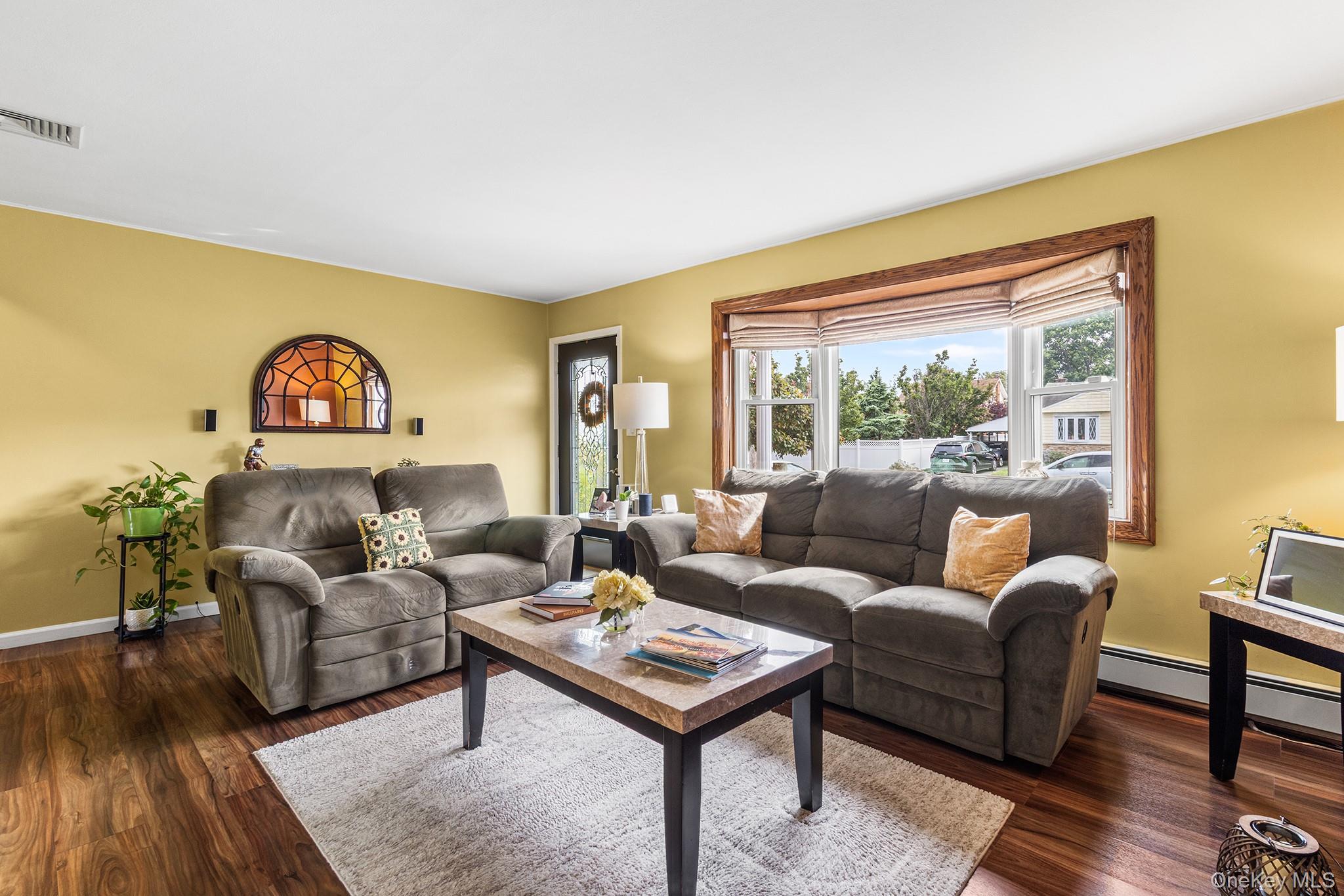 142 Montgomery Avenue – For Sale photo 6