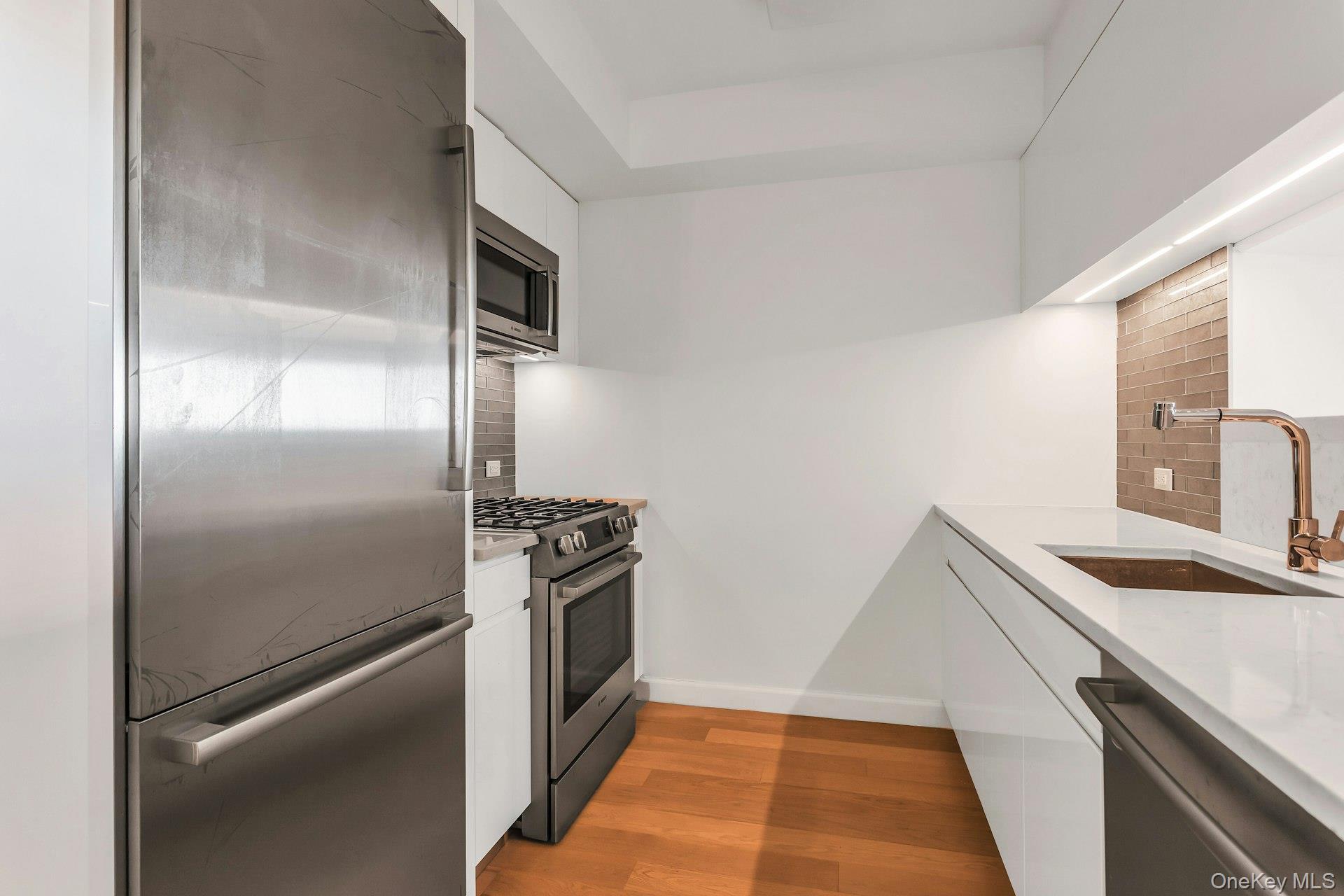 138-35 39th Avenue, Unit 14M photo 22