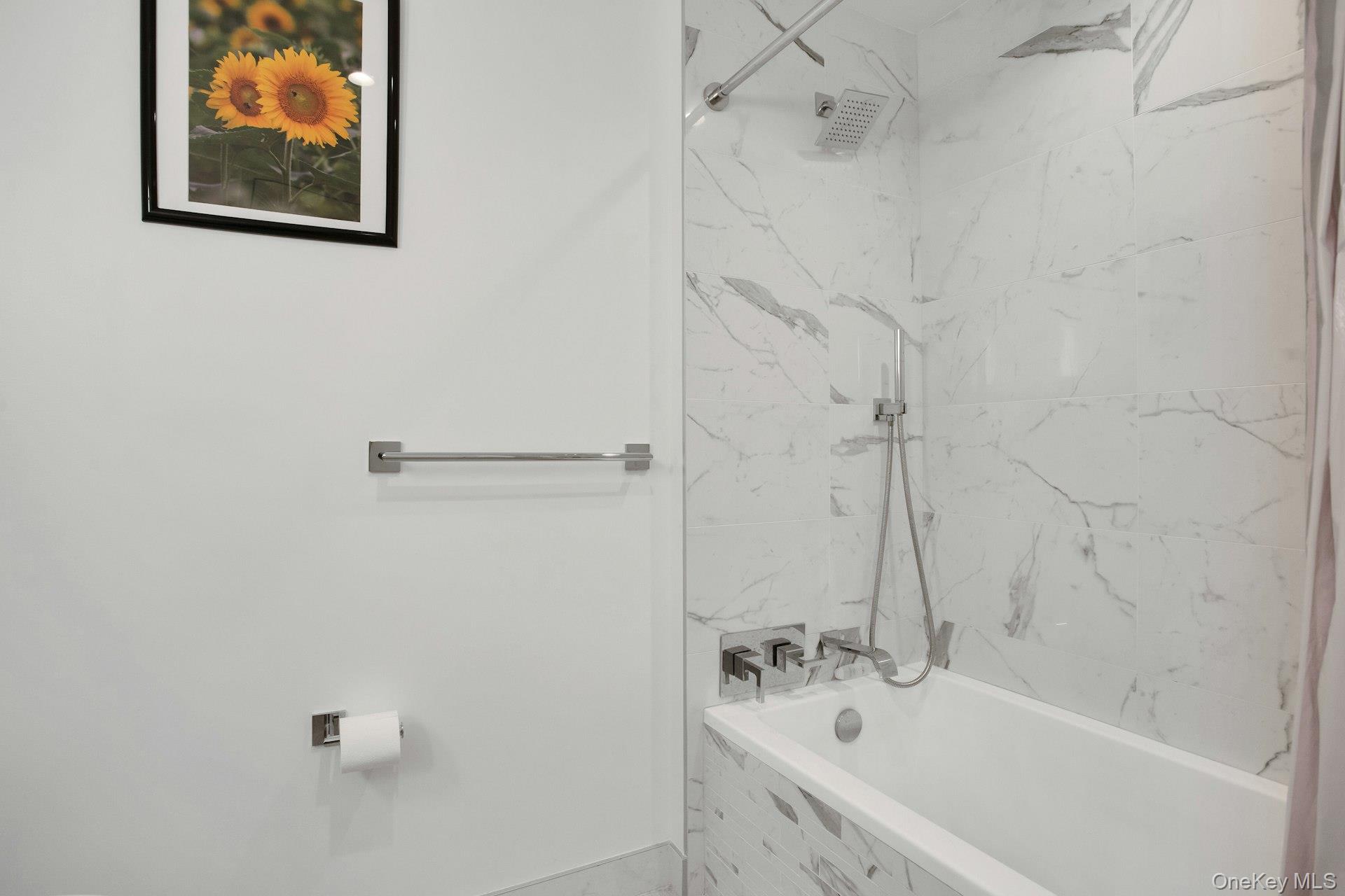 138-35 39th Avenue, Unit 14M photo 32