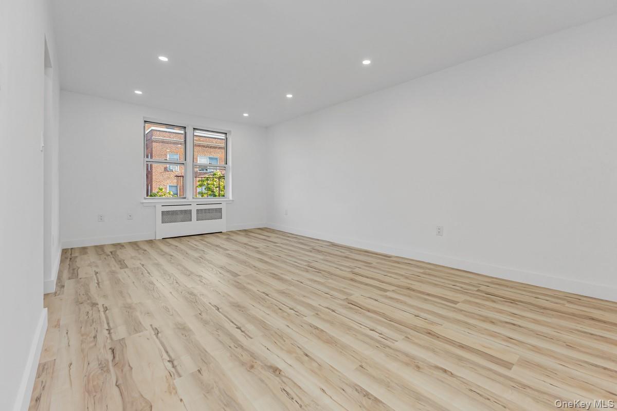 67-14 108th Street, Unit 6D photo 3