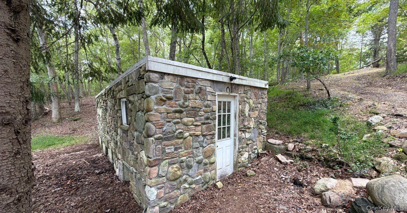 56 E Bartlett Road – For Sale photo 26