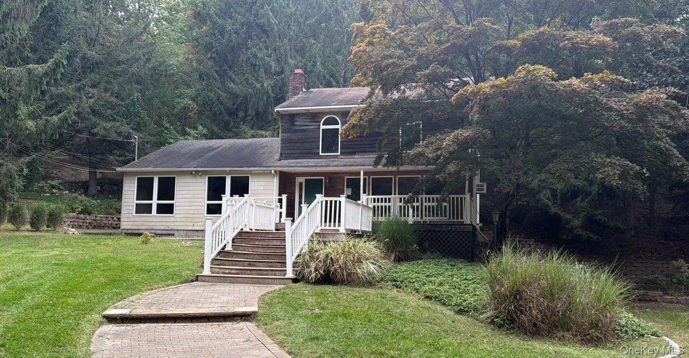 56 E Bartlett Road – For Sale