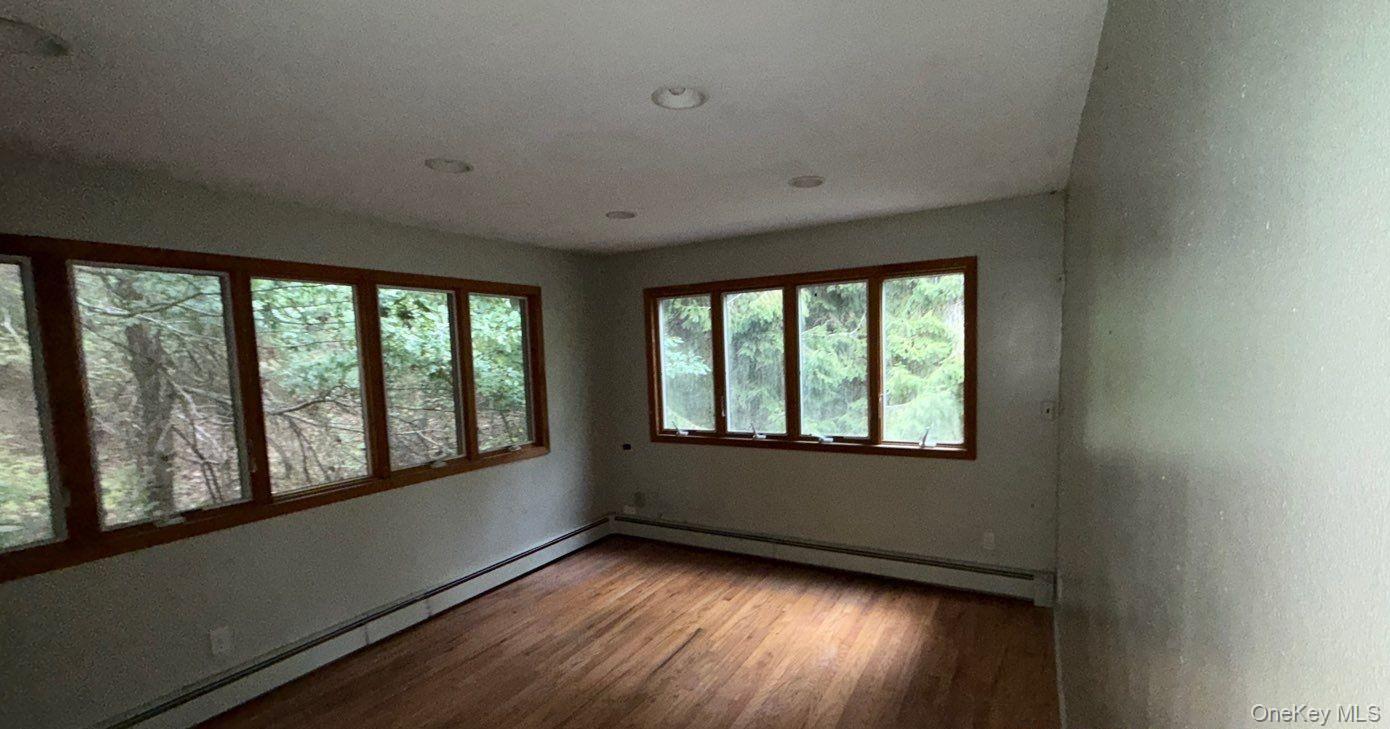 56 E Bartlett Road – For Sale photo 19
