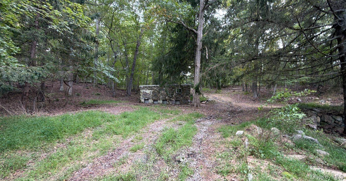 56 E Bartlett Road – For Sale photo 27