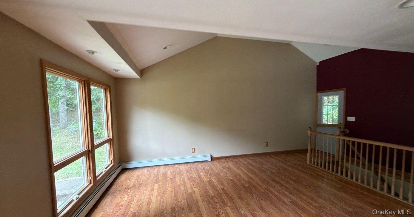 56 E Bartlett Road – For Sale photo 6