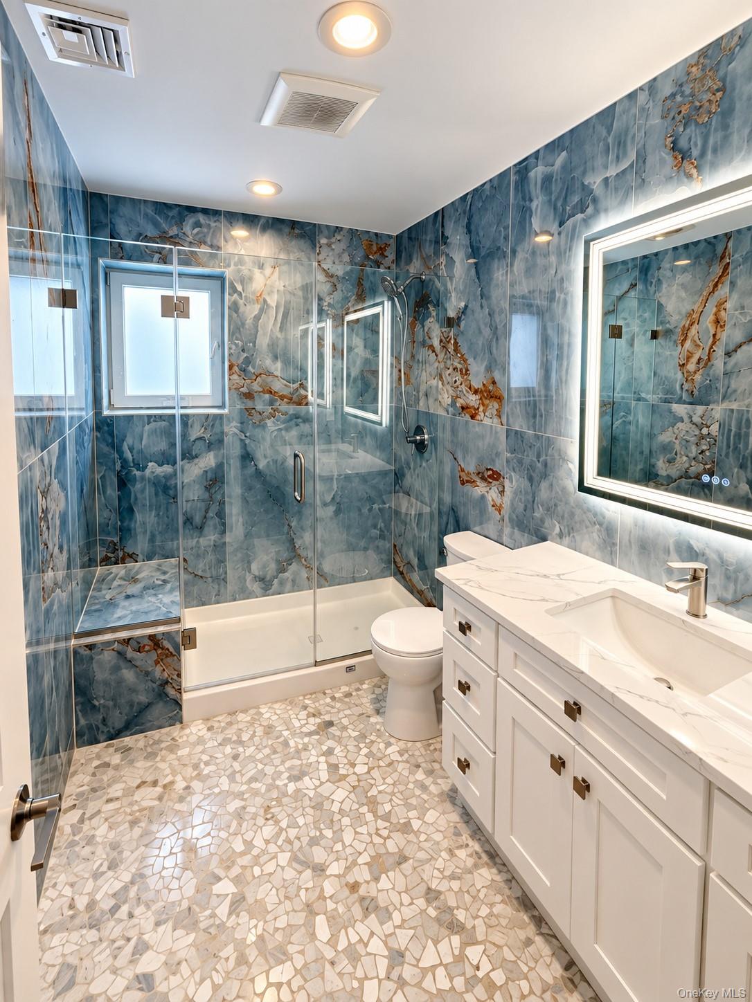 218 Sunrise Highway, Unit 2W photo 2