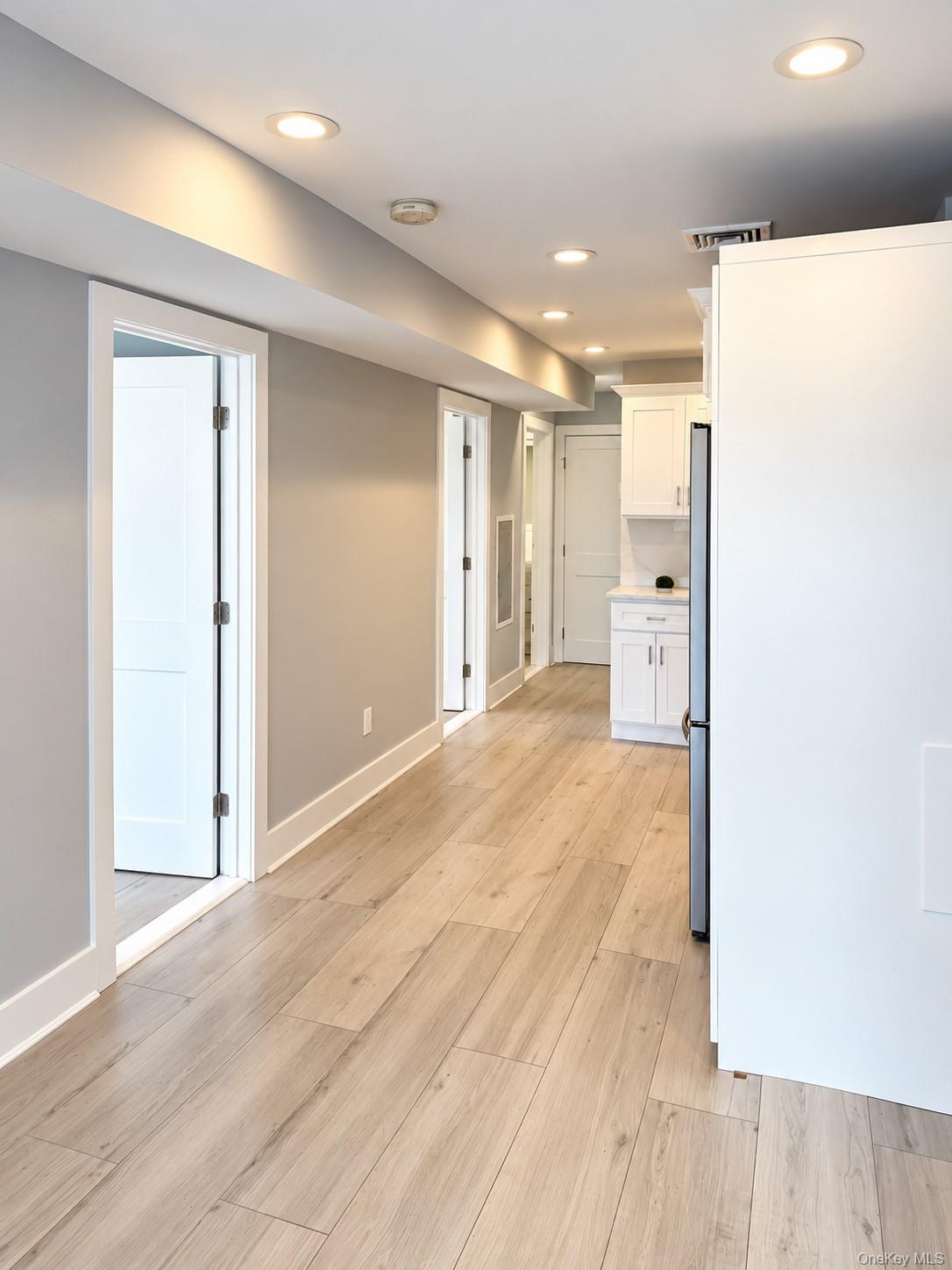218 Sunrise Highway, Unit 2W photo 6
