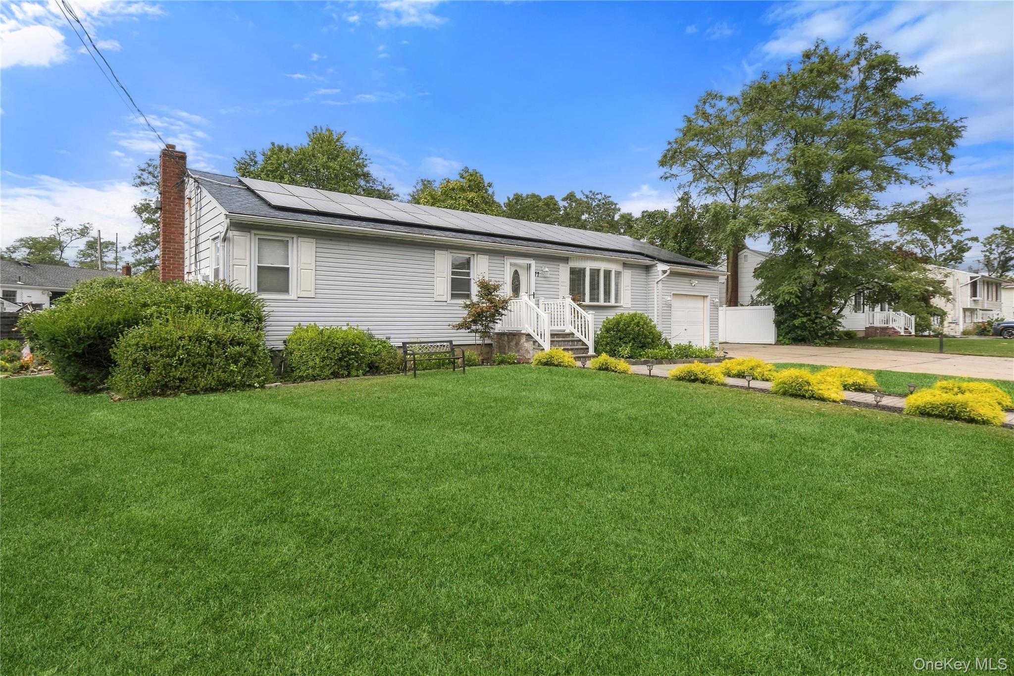77 Winchester Drive – For Sale photo 3
