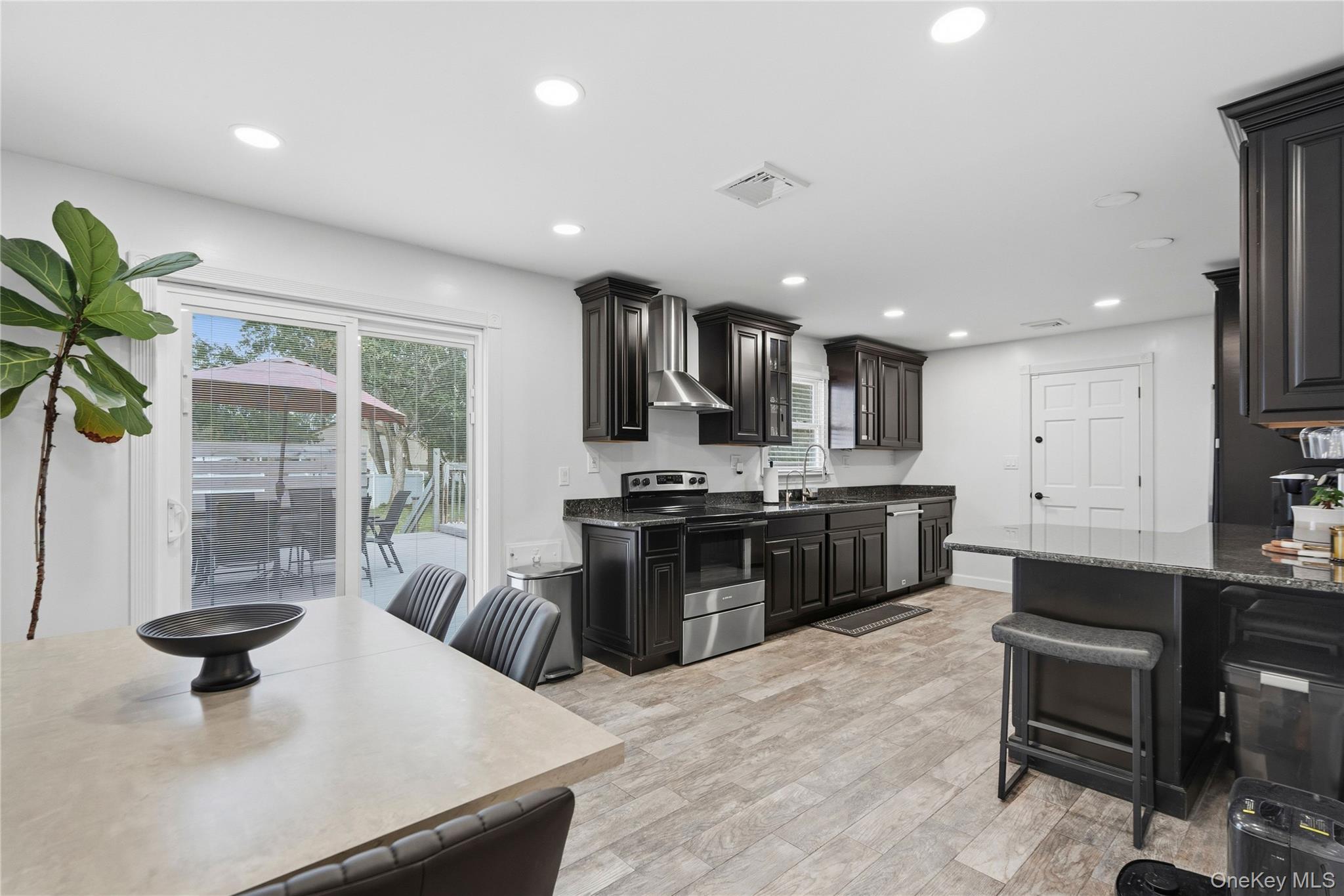 77 Winchester Drive – For Sale photo 8